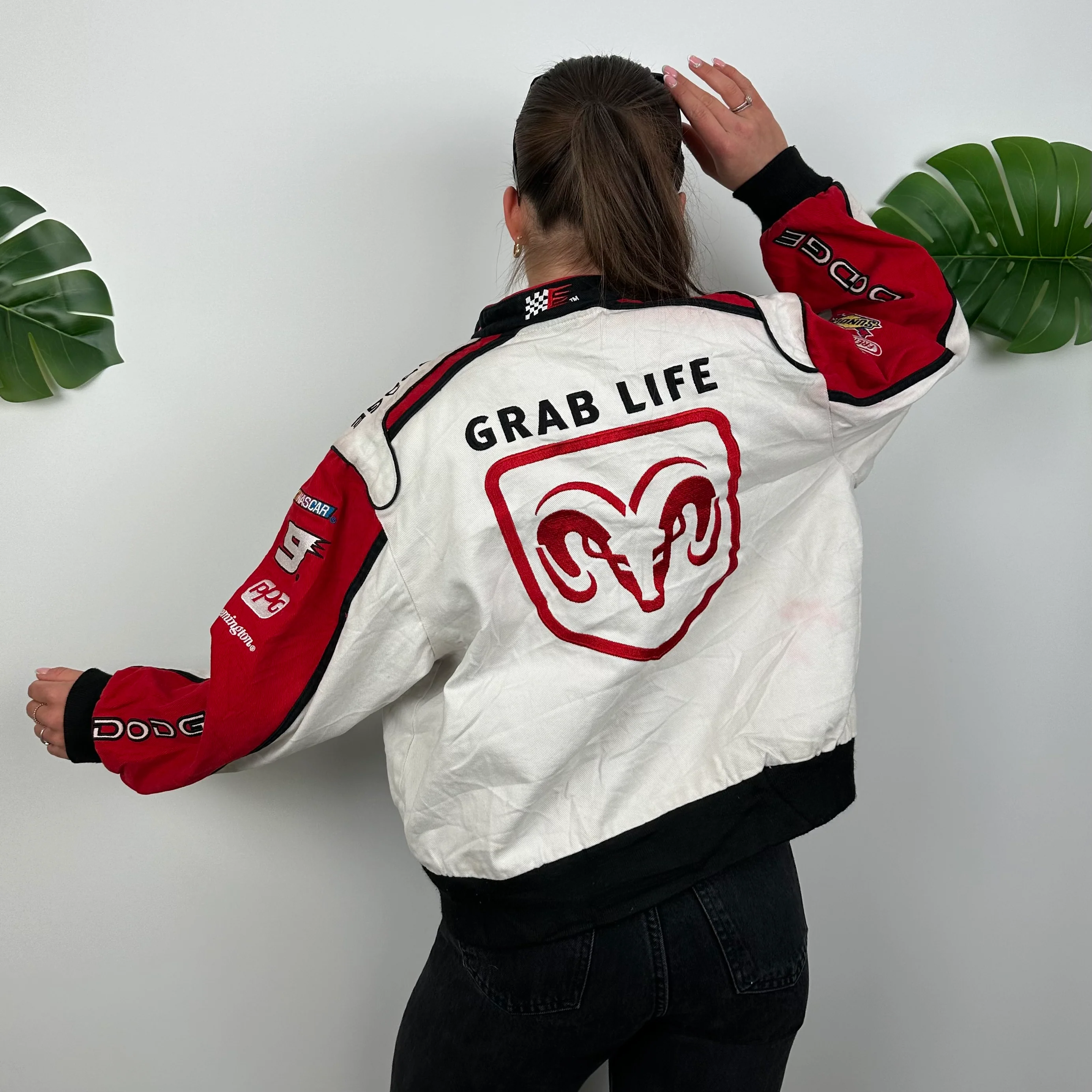Jeff Hamilton Dodge Red & White NASCAR Chase Authentic Grab Life By The Horn Racing Jacket (S) - Image 3