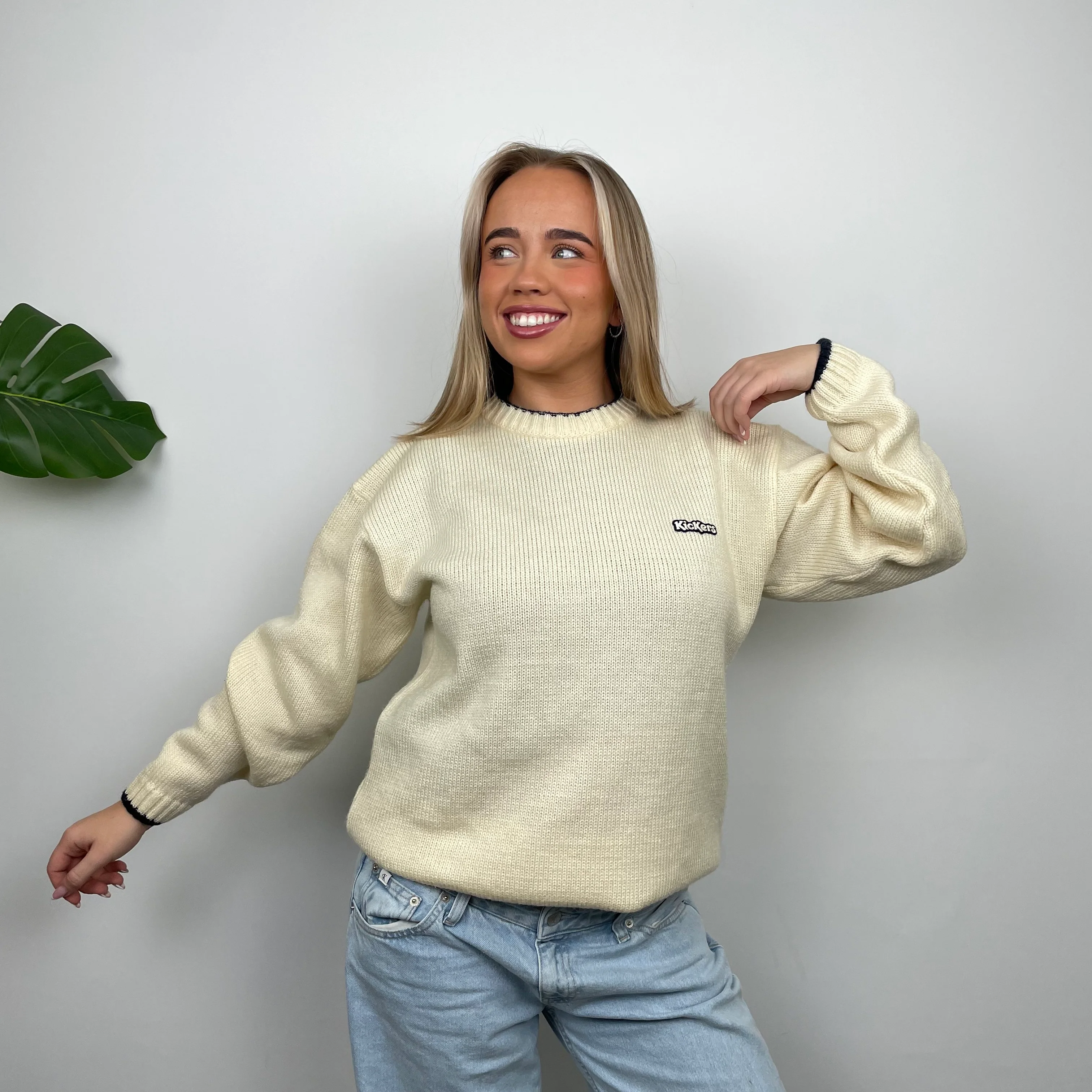 Kickers Cream Spell Out Knitted Sweater (L) - Image 3