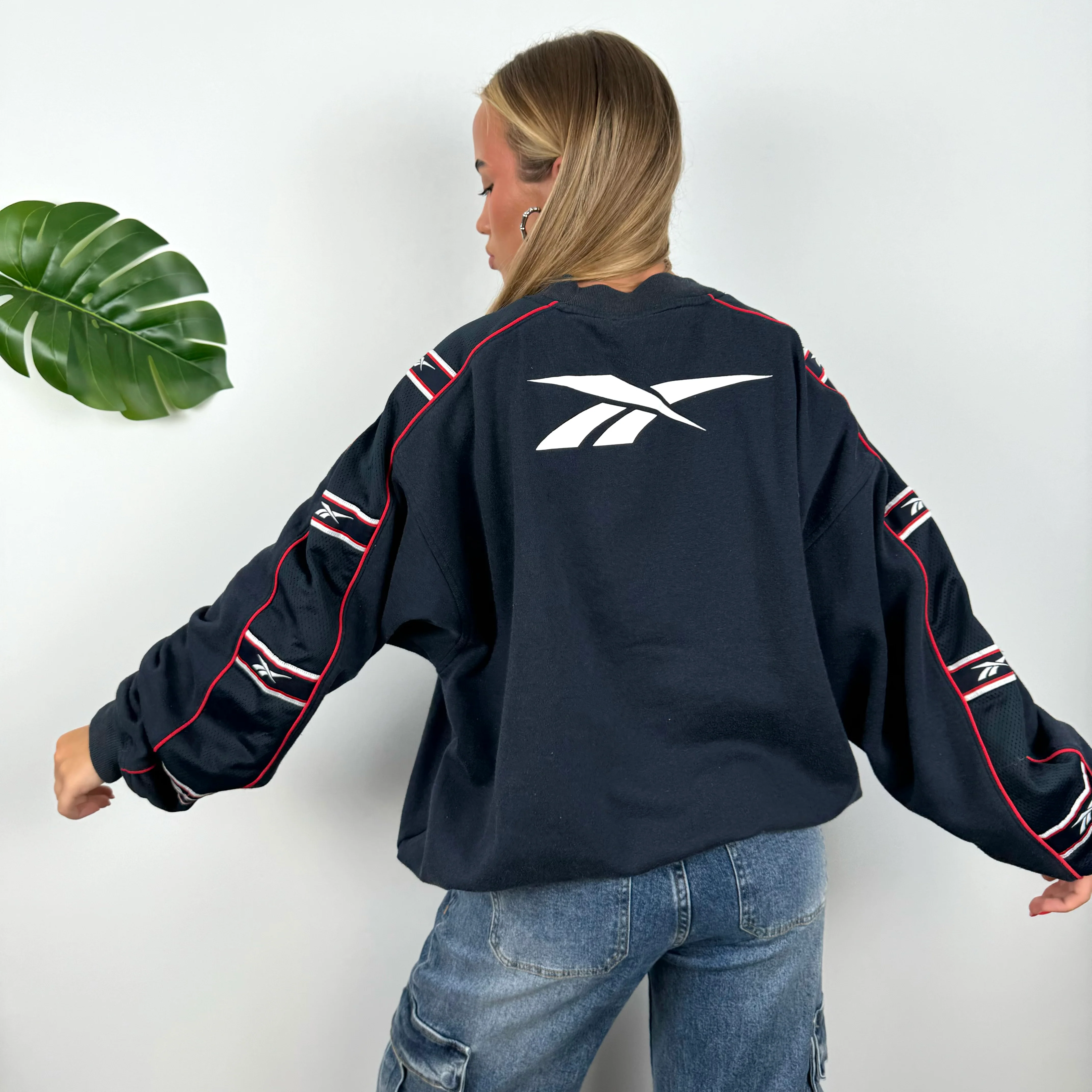 Liverpool FC x Reebok Embroidered Spell Out Sweatshirt (M) - Image 7