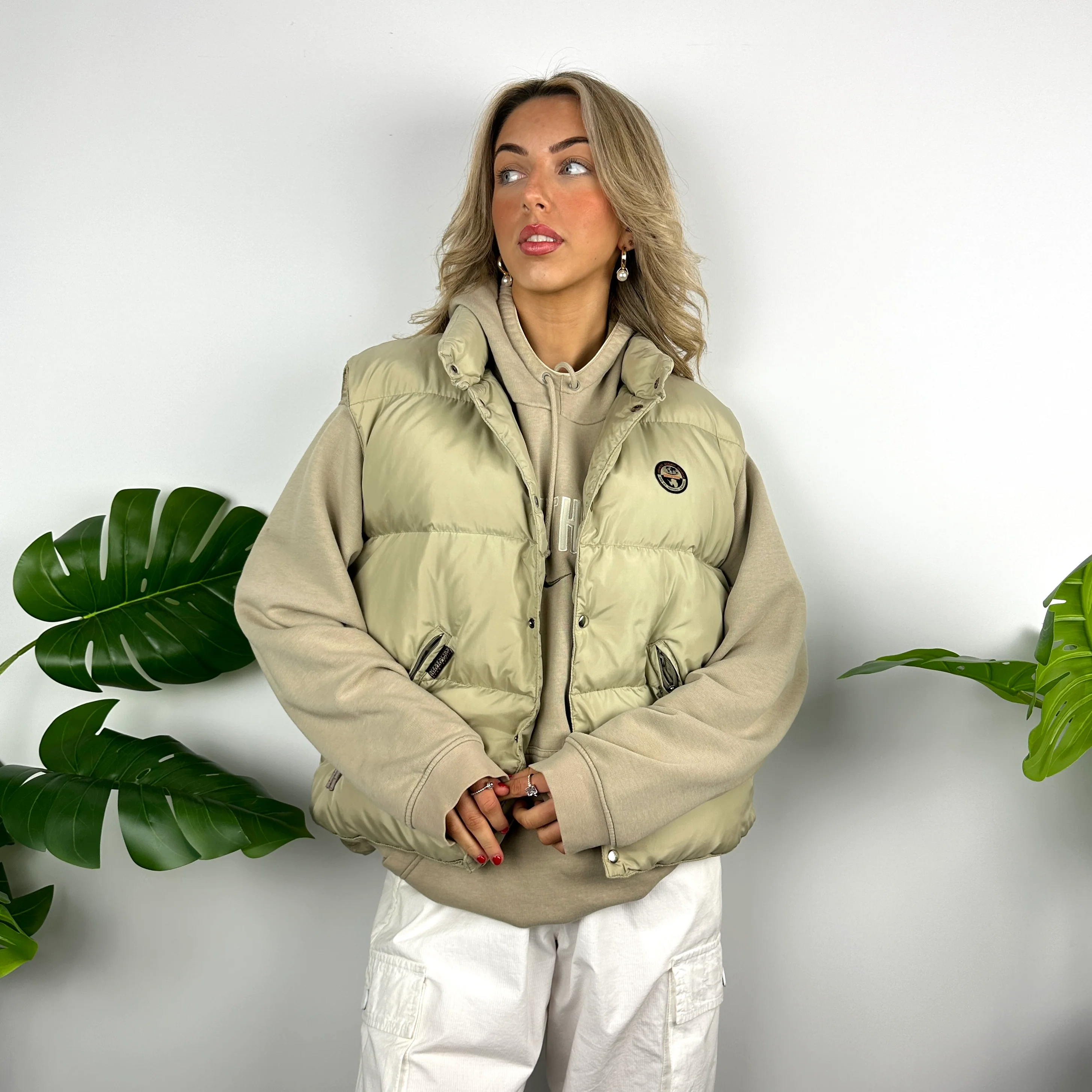 Napapijri Cream Embroidered Logo Puffer Gilet (M) - Image 6