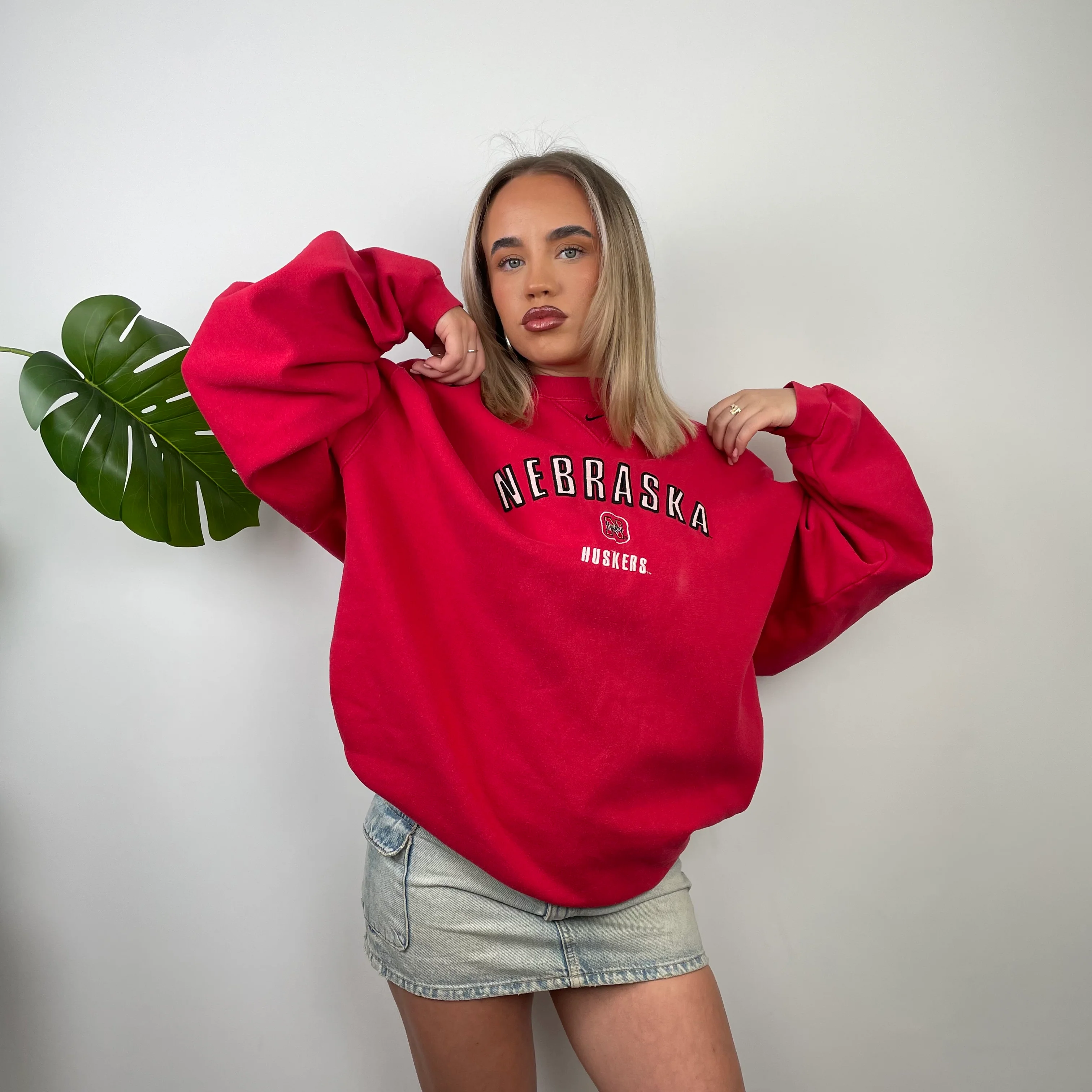 Nebraska Huskers Red Embroidered Spell Out Sweatshirt (XL) - Image 2