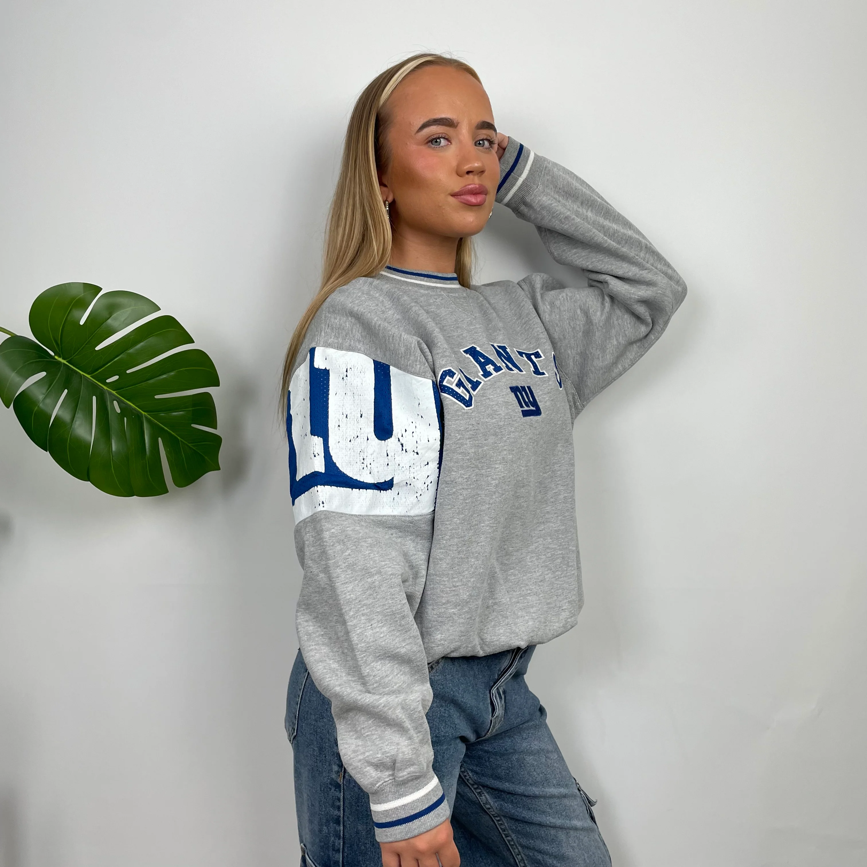 New York Giants Grey Embroidered Spell Out Sweatshirt (M) - Image 7