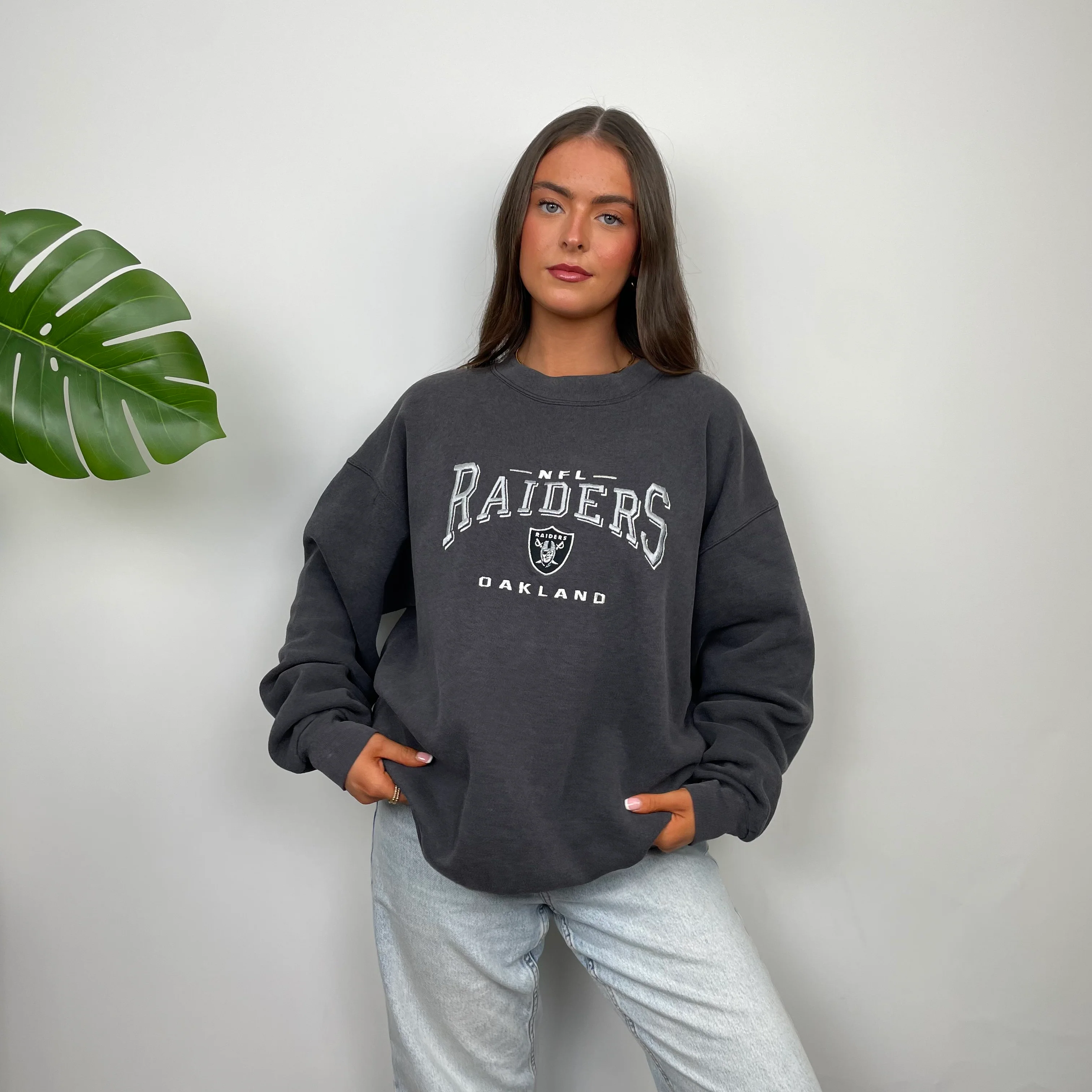 NFL Las Vegas Raiders Grey Embroidered Spell Out Sweatshirt (L) - Image 3