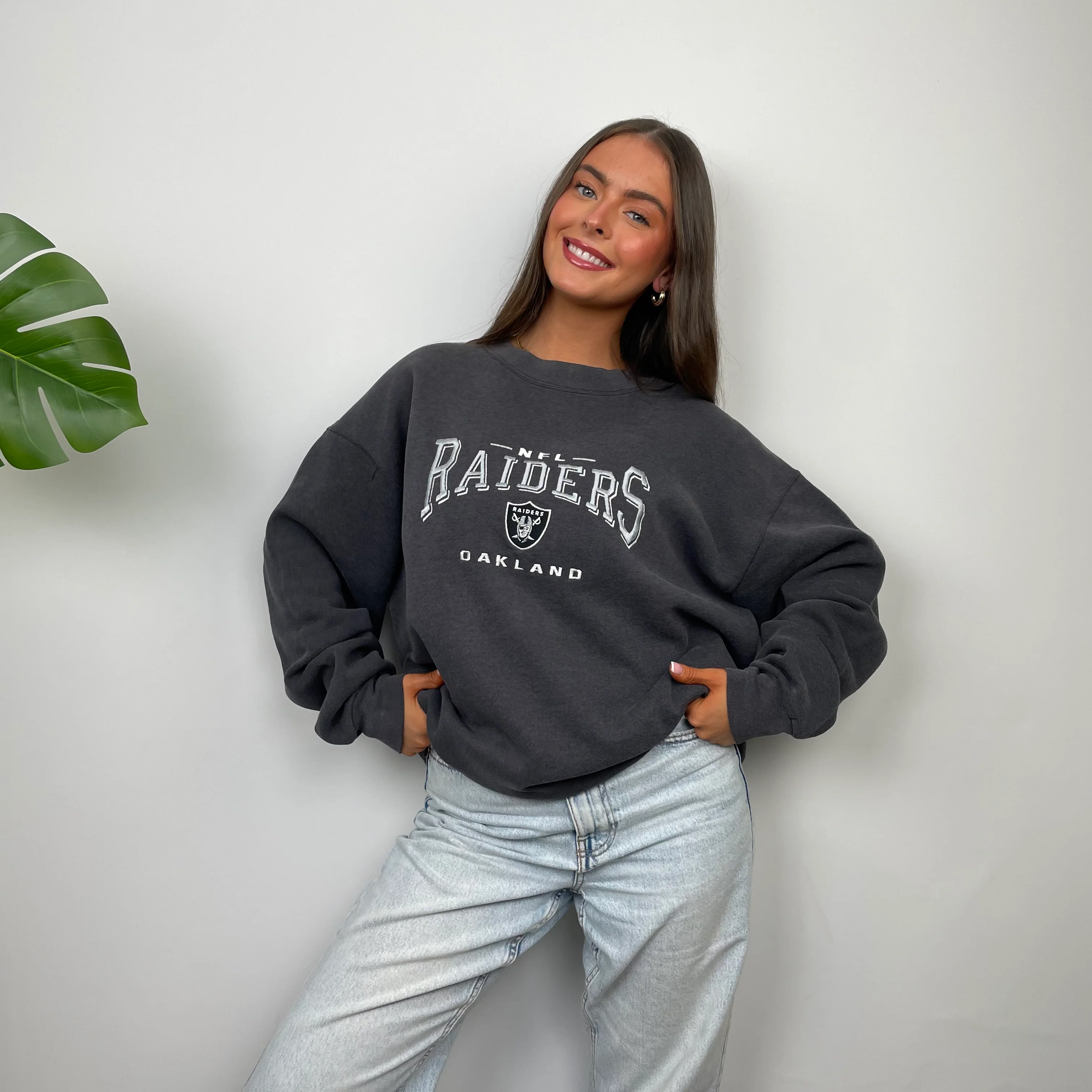 NFL Las Vegas Raiders Grey Embroidered Spell Out Sweatshirt (L) - Image 7