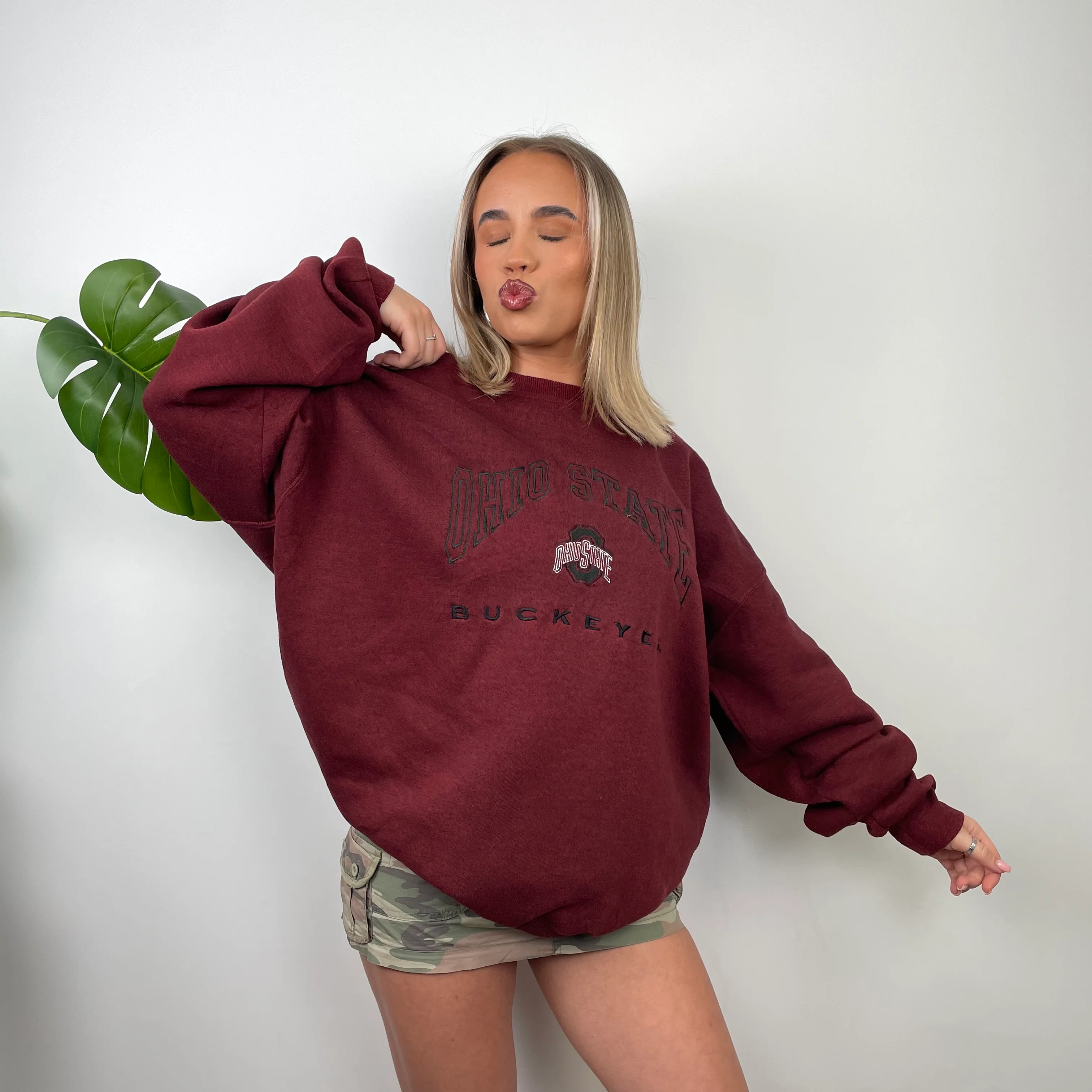 NFL Ohio State Red Embroidered Spell Out Sweatshirt (XL) - Image 2