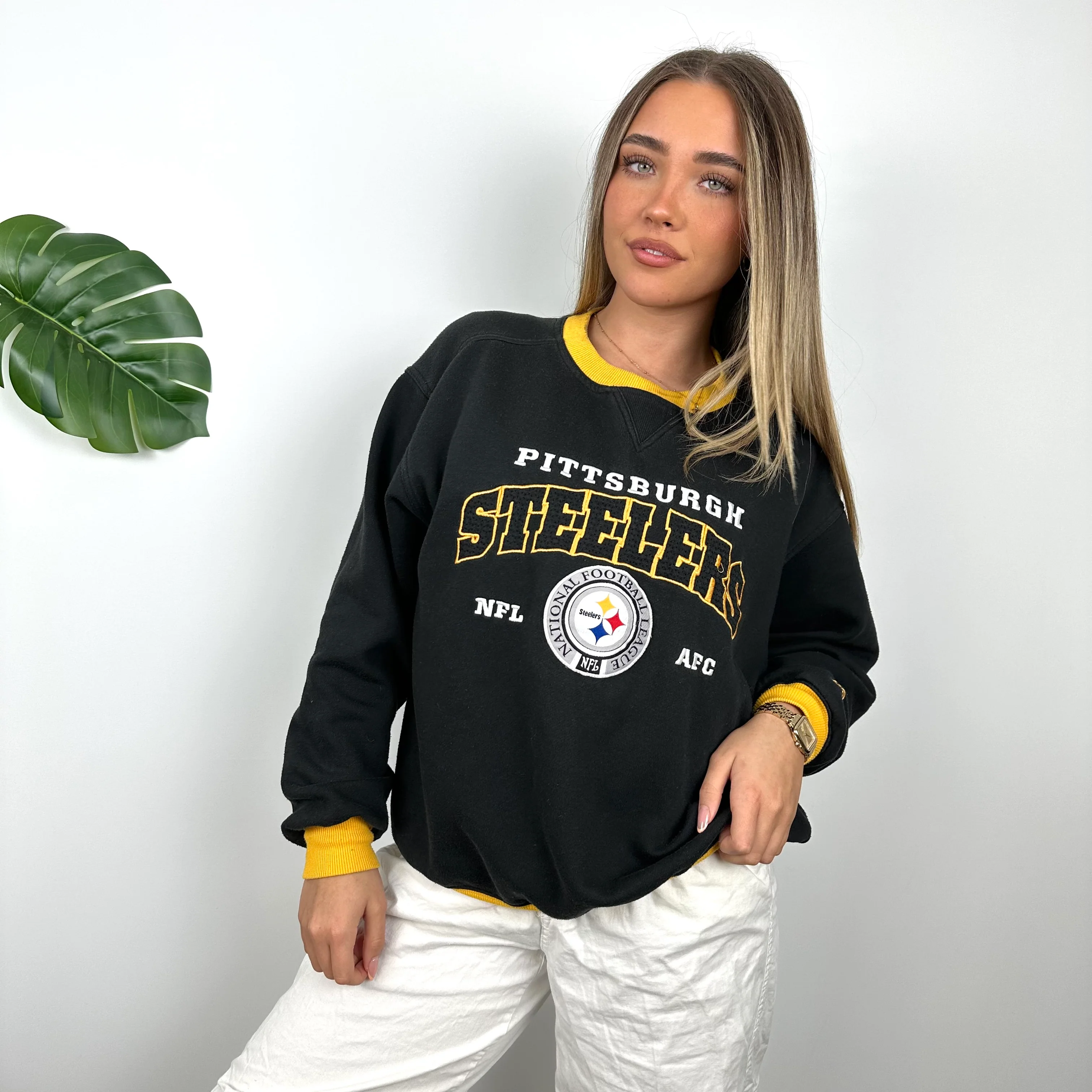 NFL Pittsburgh Steelers Black Embroidered Spell Out Sweatshirt (M) - Image 5