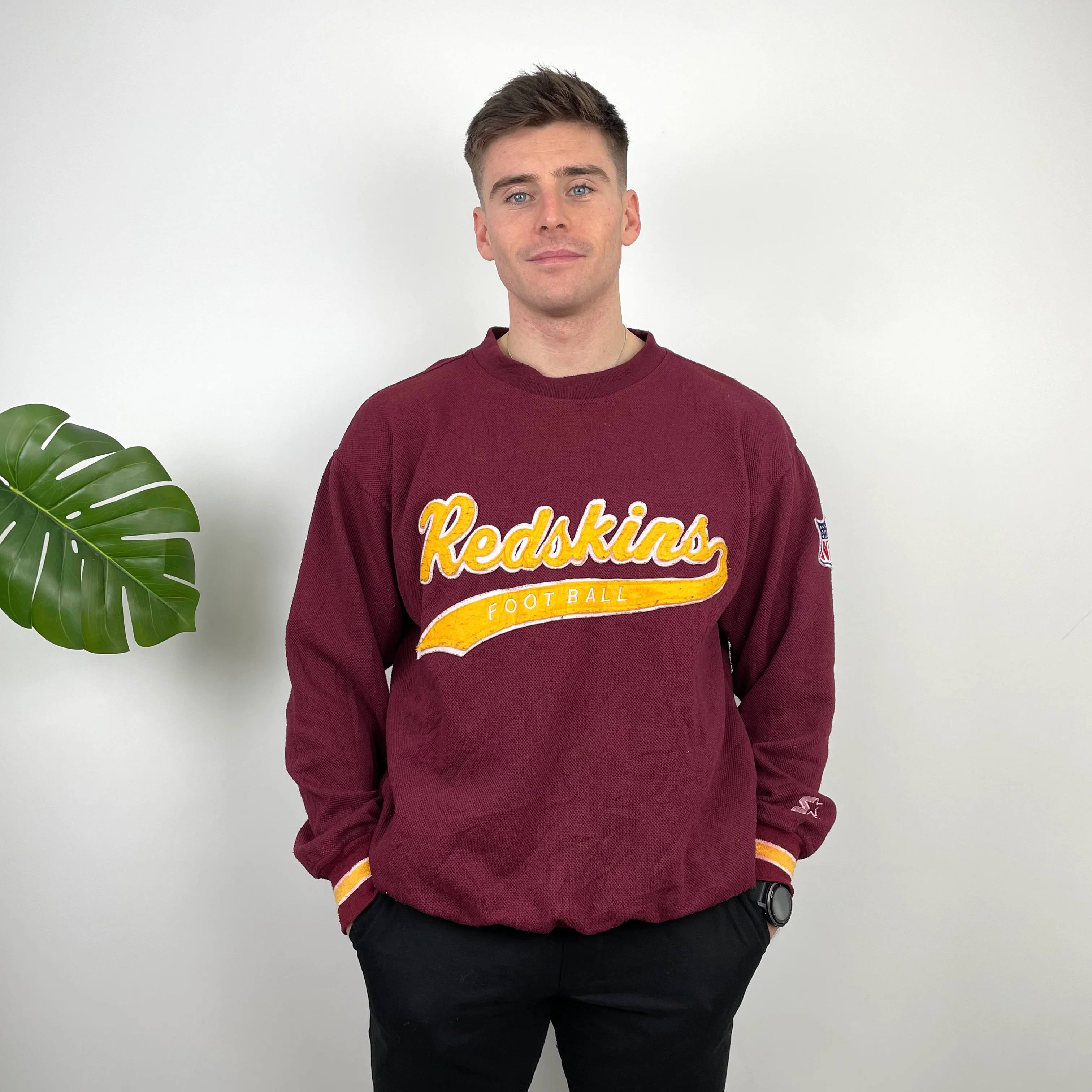 NFL Washington Redskins Red Embroidered Spell Out Sweatshirt (M)