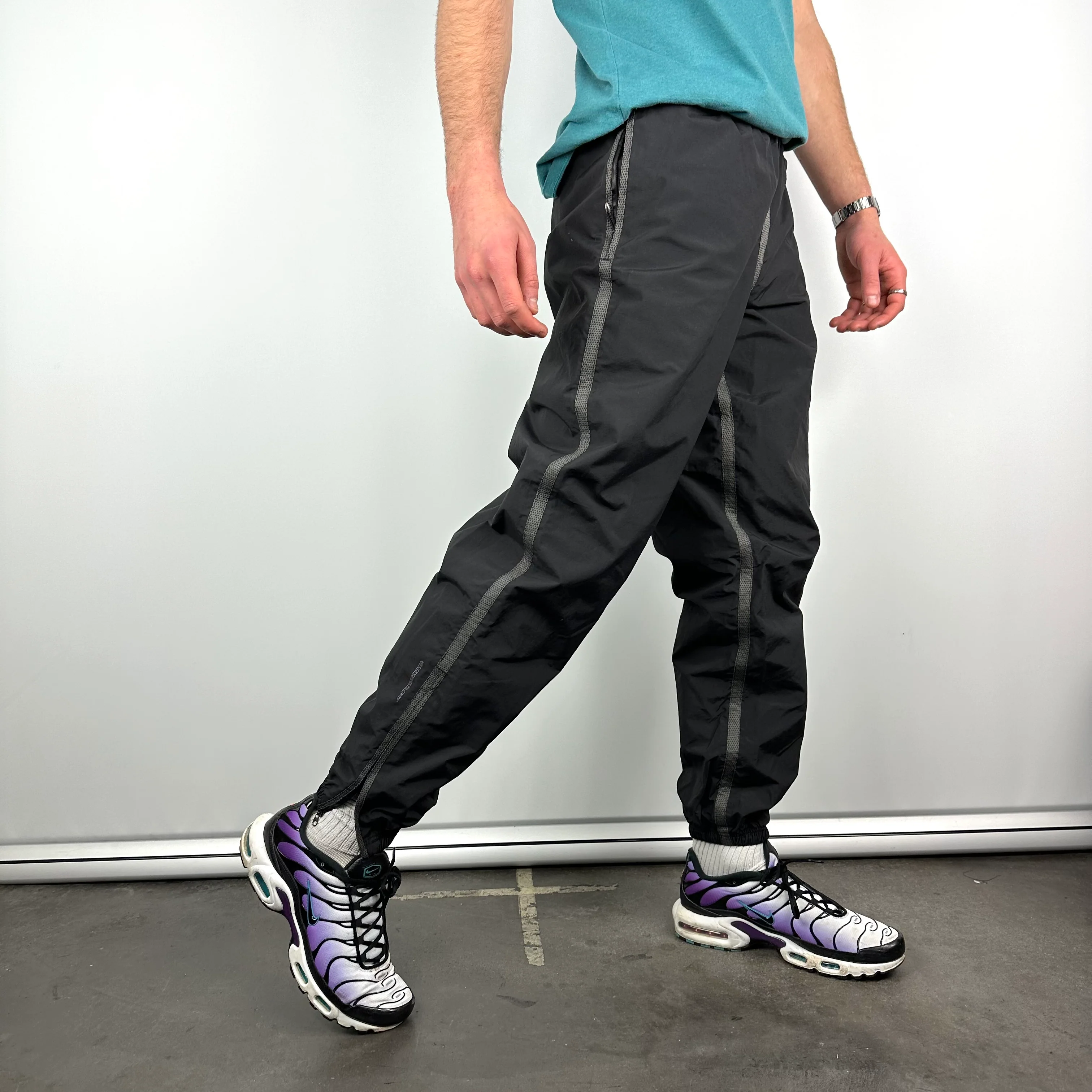 Nike ACG Black Track Pants (S) - Image 5
