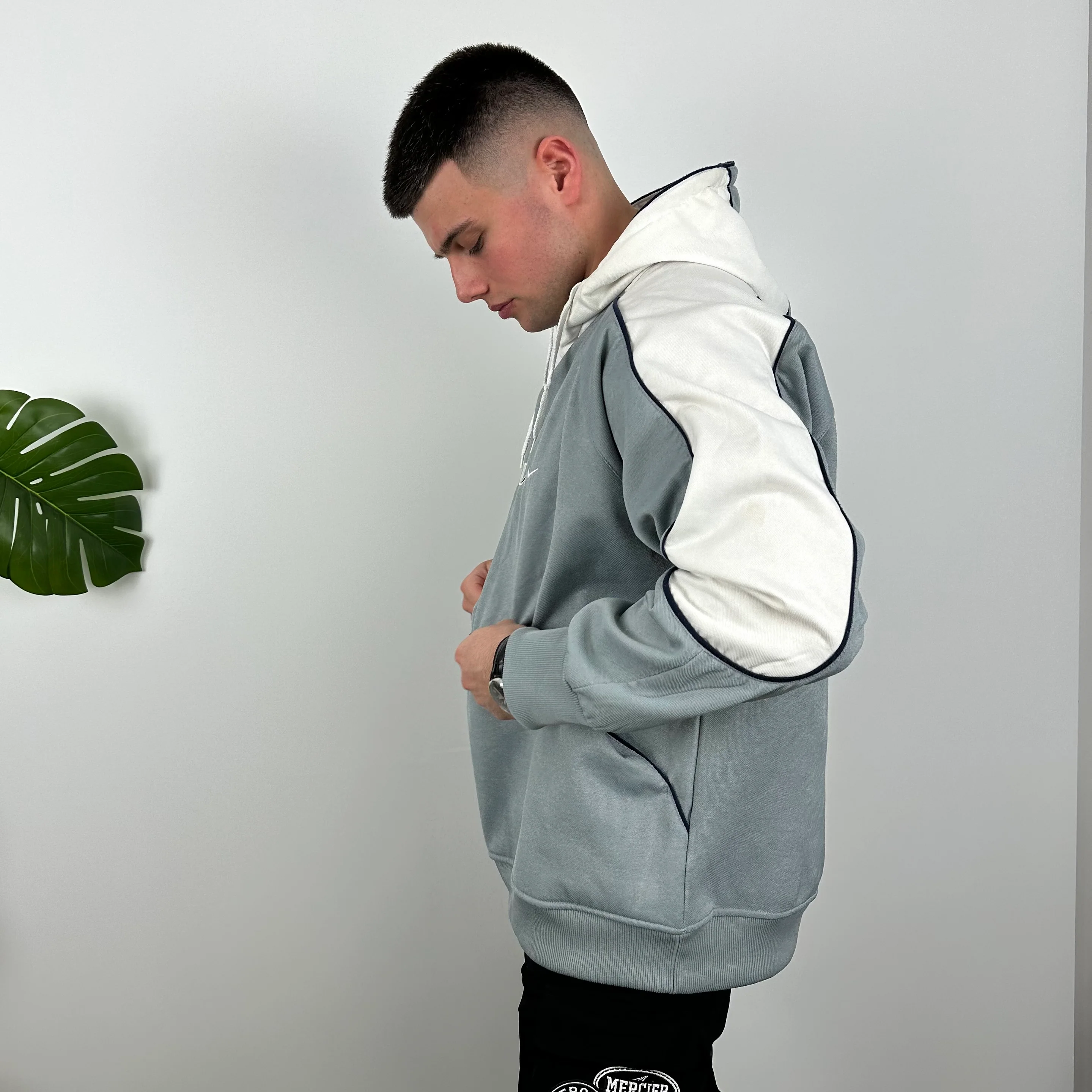 Nike Air Max RARE Grey Embroidered Spell Out Hoodie (L) - Image 8
