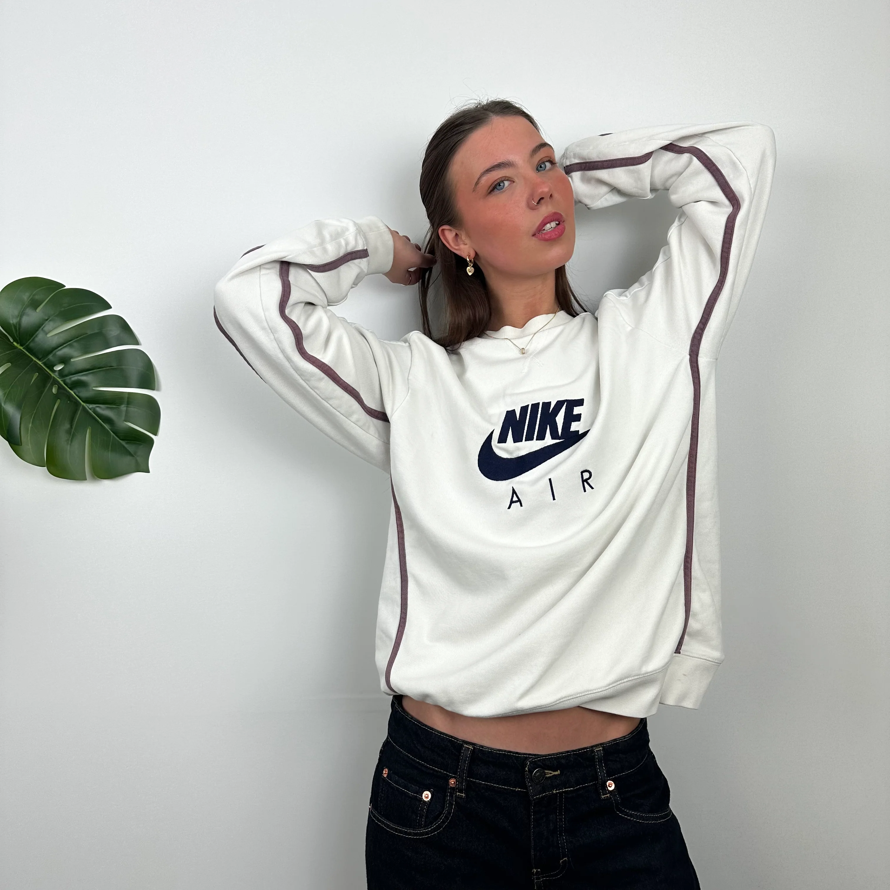 Nike Air RARE White Embroidered Spell Out Sweatshirt (M) - Image 6