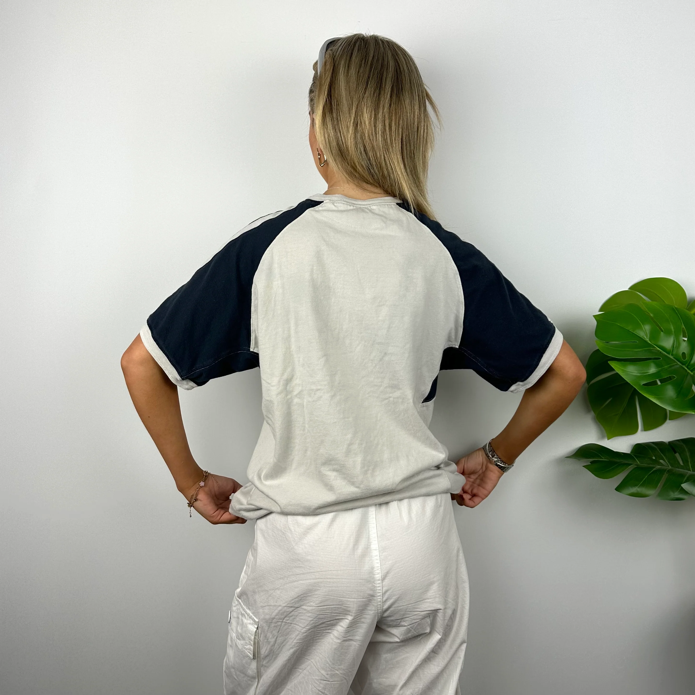 Nike Air White Embroidered Spell Out T Shirt (M) - Image 4