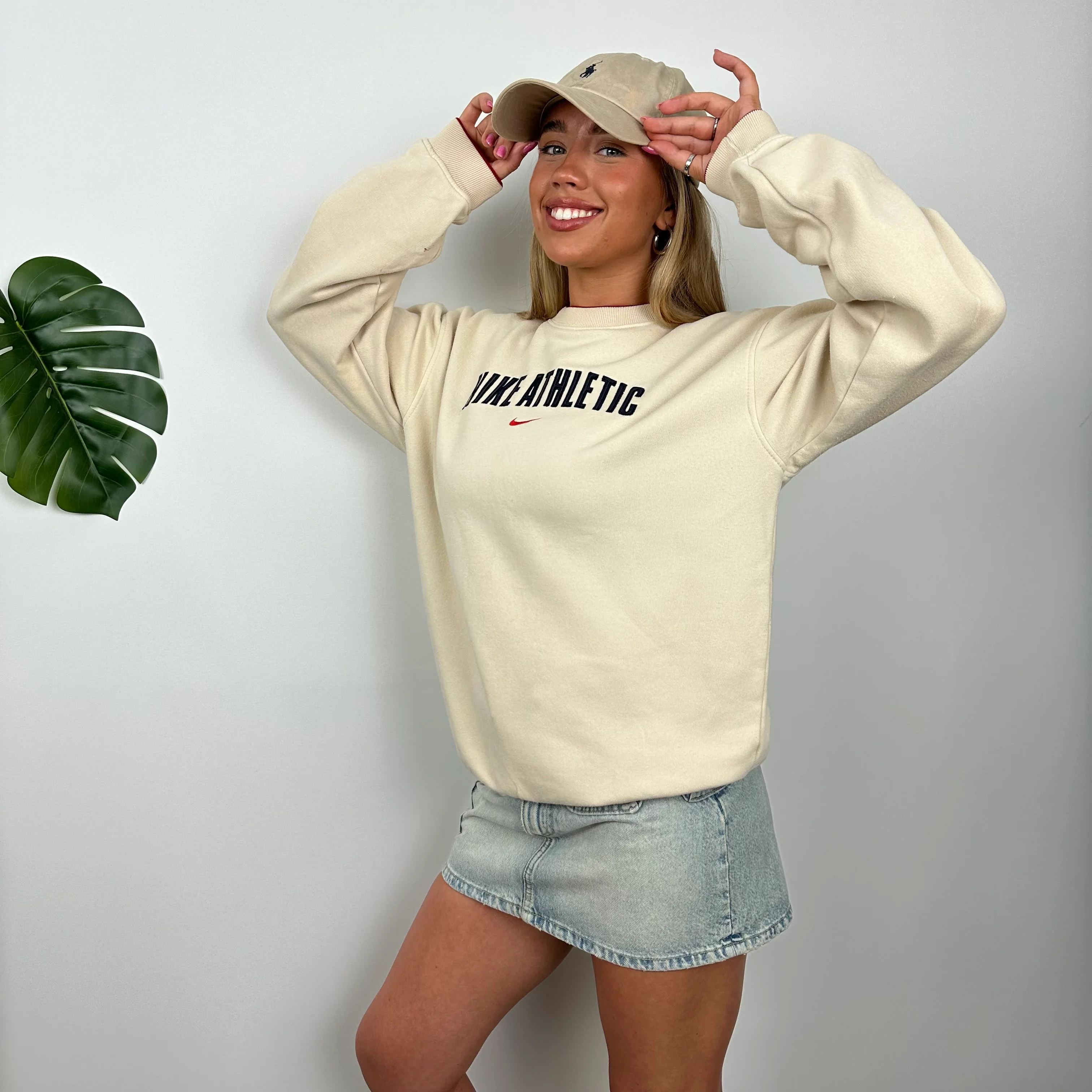 Nike Athletic Cream Embroidered Spell Out Sweatshirt (M) - Image 4