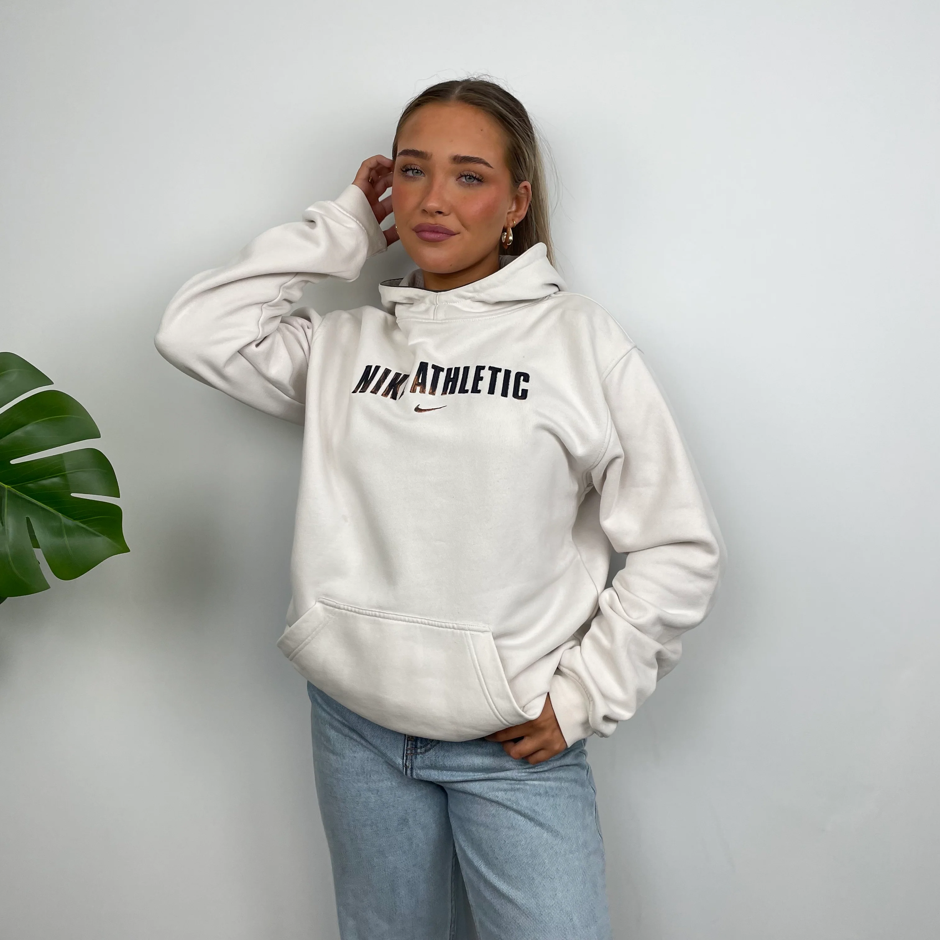 Nike Athletic White Embroidered Spell Out Hoodie (M) - Image 8