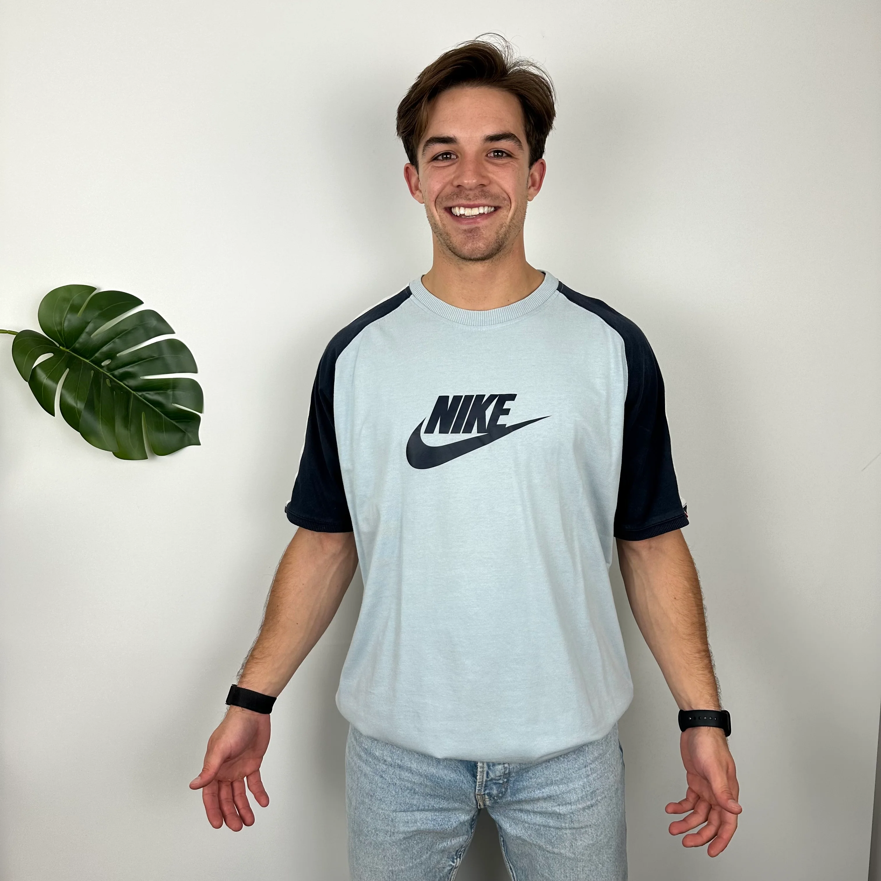 Nike Baby Blue Embroidered Spell Out T Shirt (XXL) - Image 3
