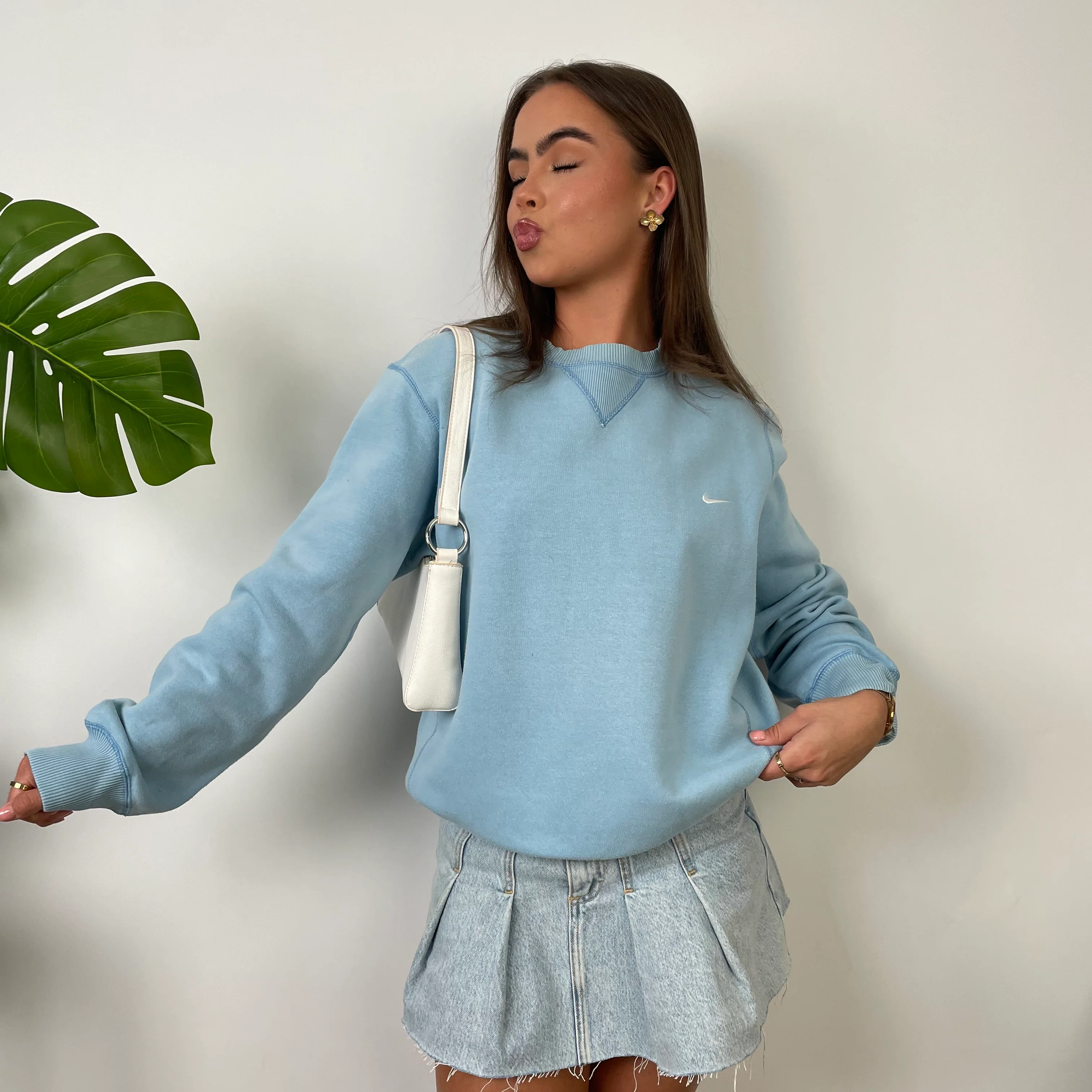 Nike Baby Blue Embroidered Swoosh Sweatshirt (S) - Image 7