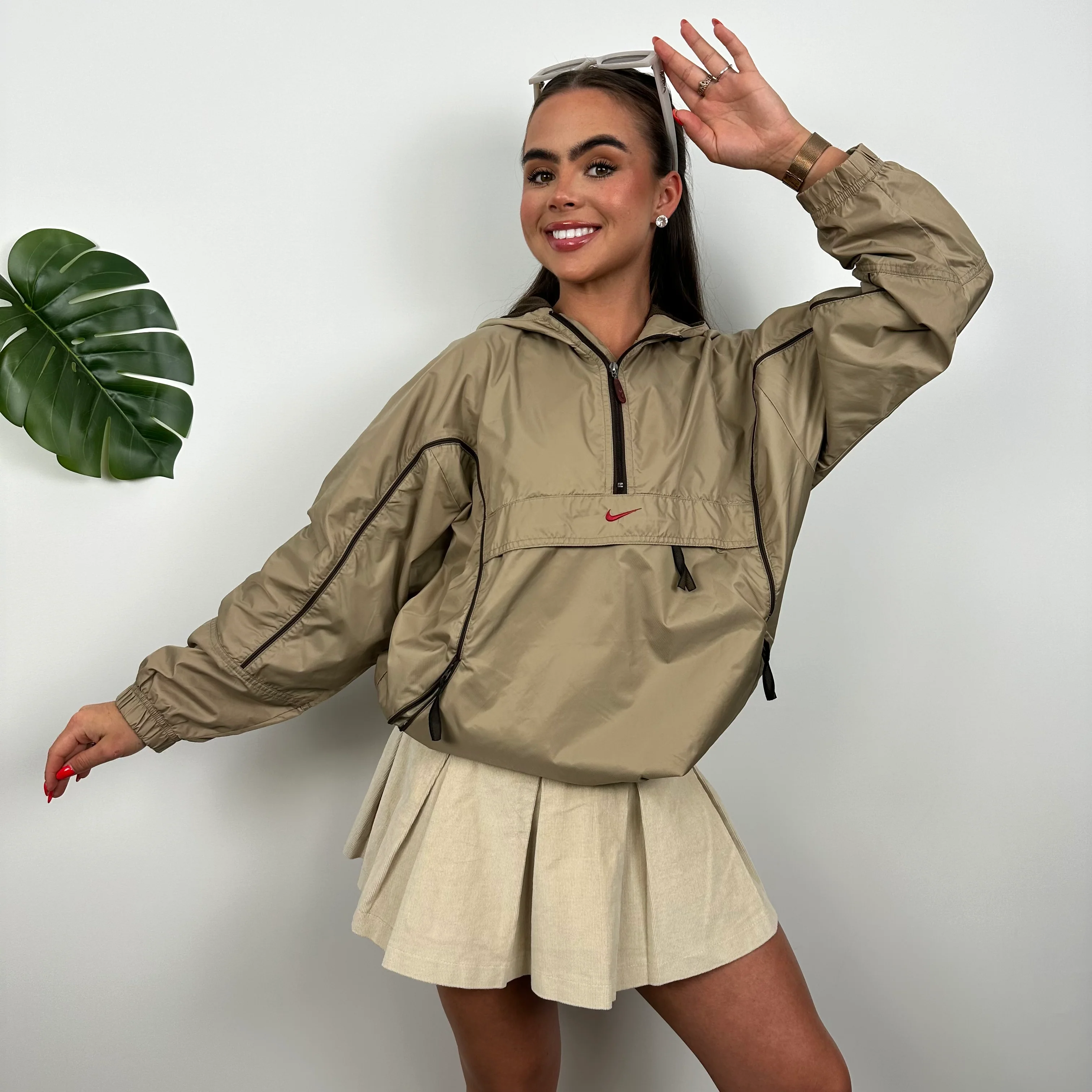 Nike Beige Embroidered Spell Out Quarter Zip Windbreaker (M) - Image 3