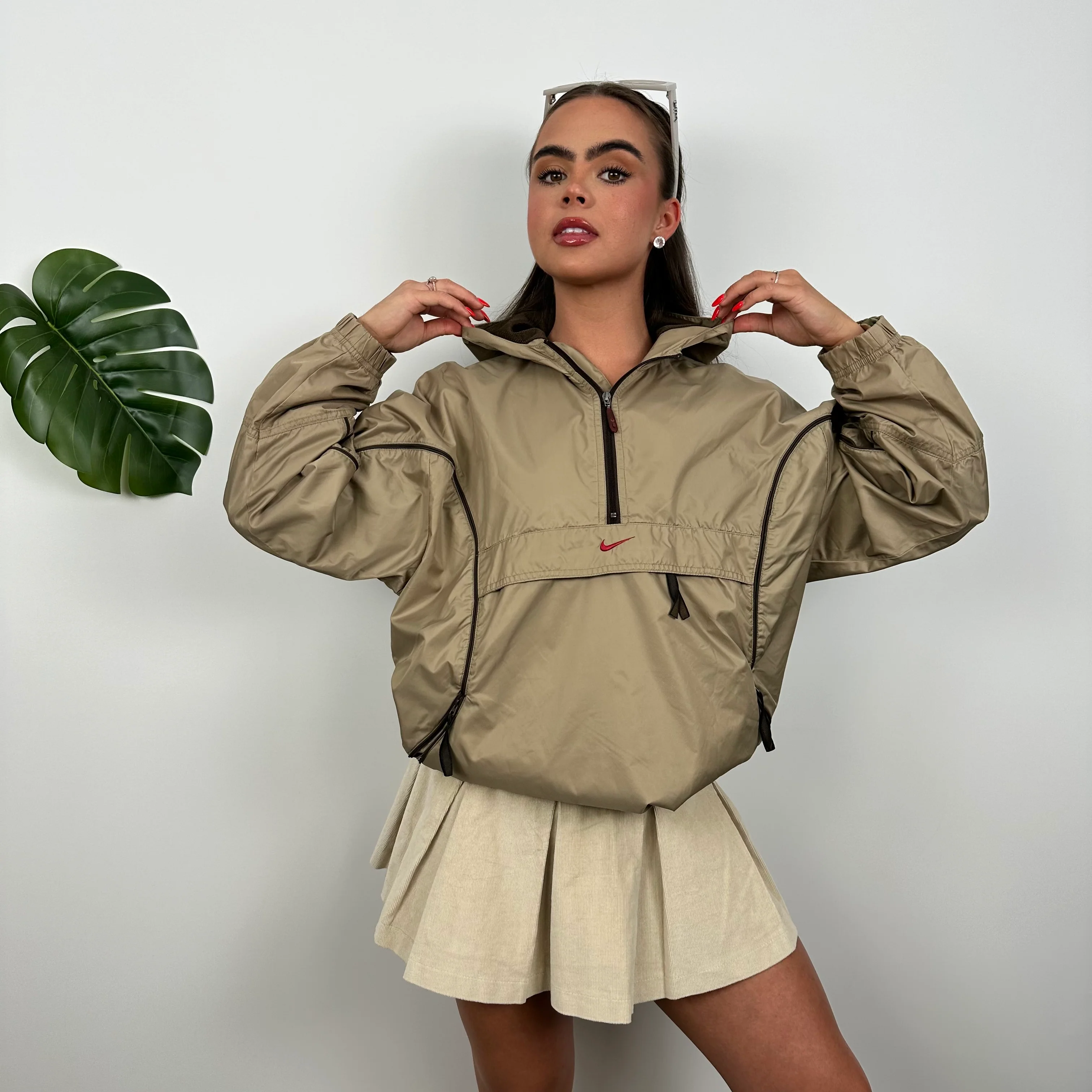 Nike Beige Embroidered Spell Out Quarter Zip Windbreaker (M) - Image 4
