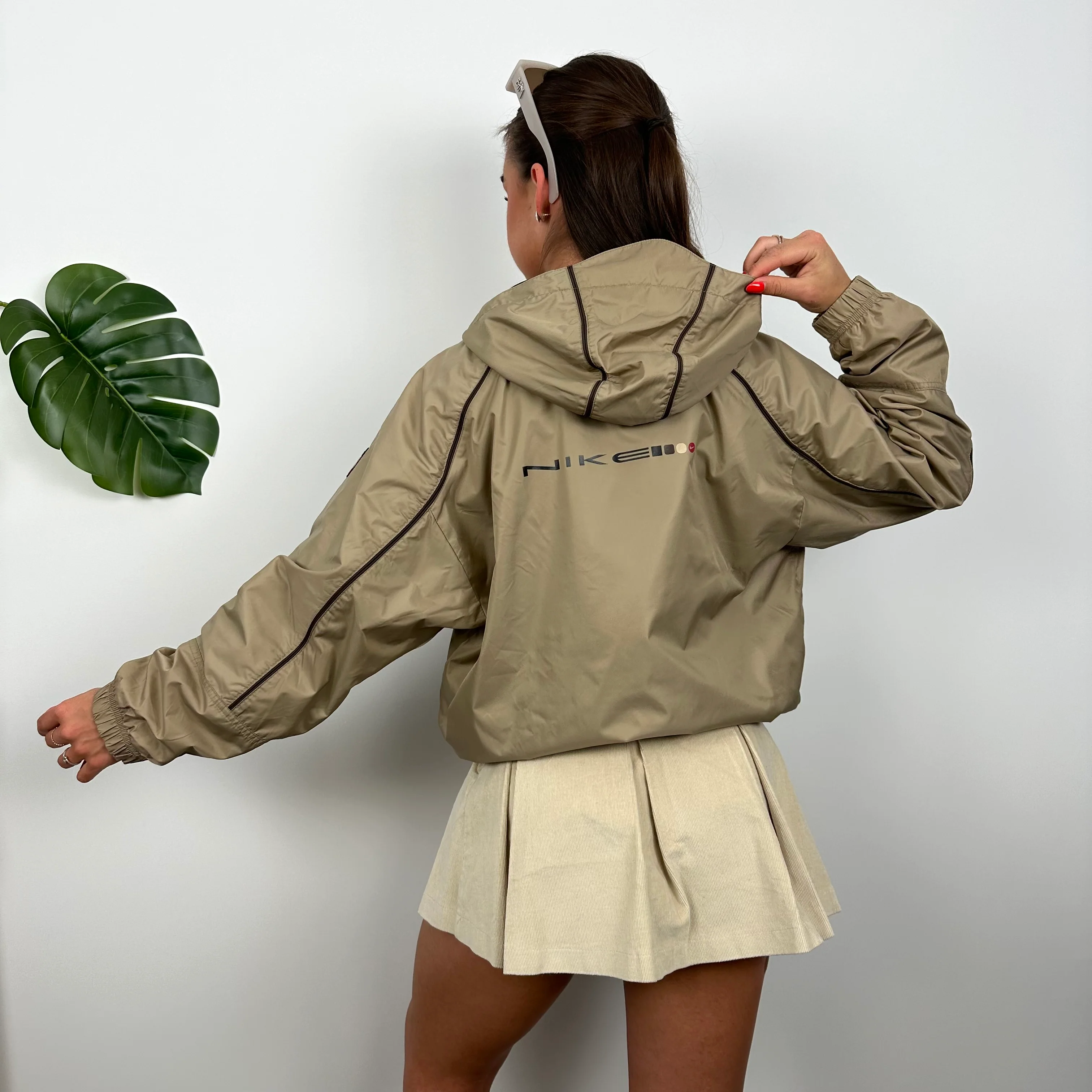 Nike Beige Embroidered Spell Out Quarter Zip Windbreaker (M) - Image 5