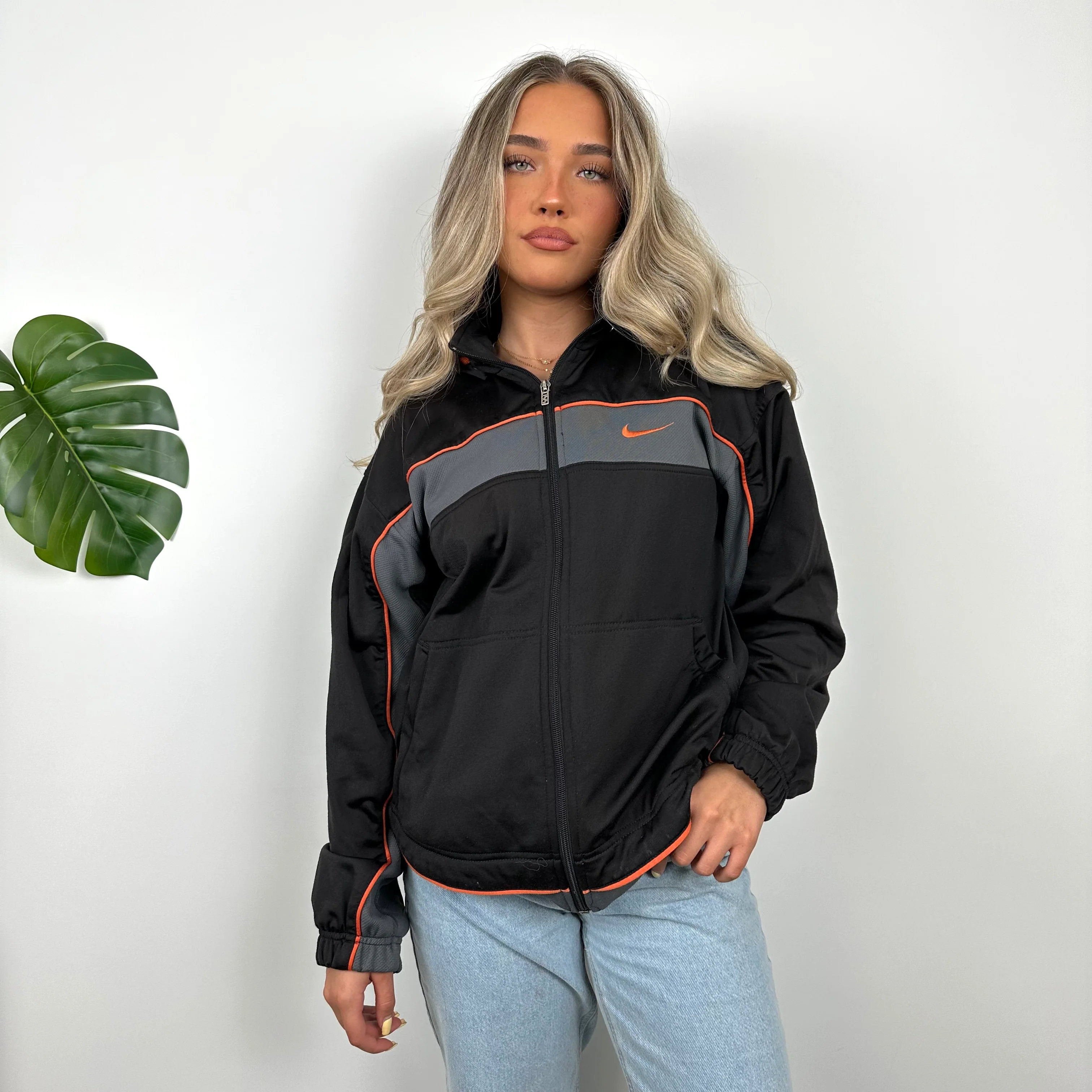 Nike Black and Grey Embroidered Swoosh Zip Up Hoodie Jacket (XL) - Image 4