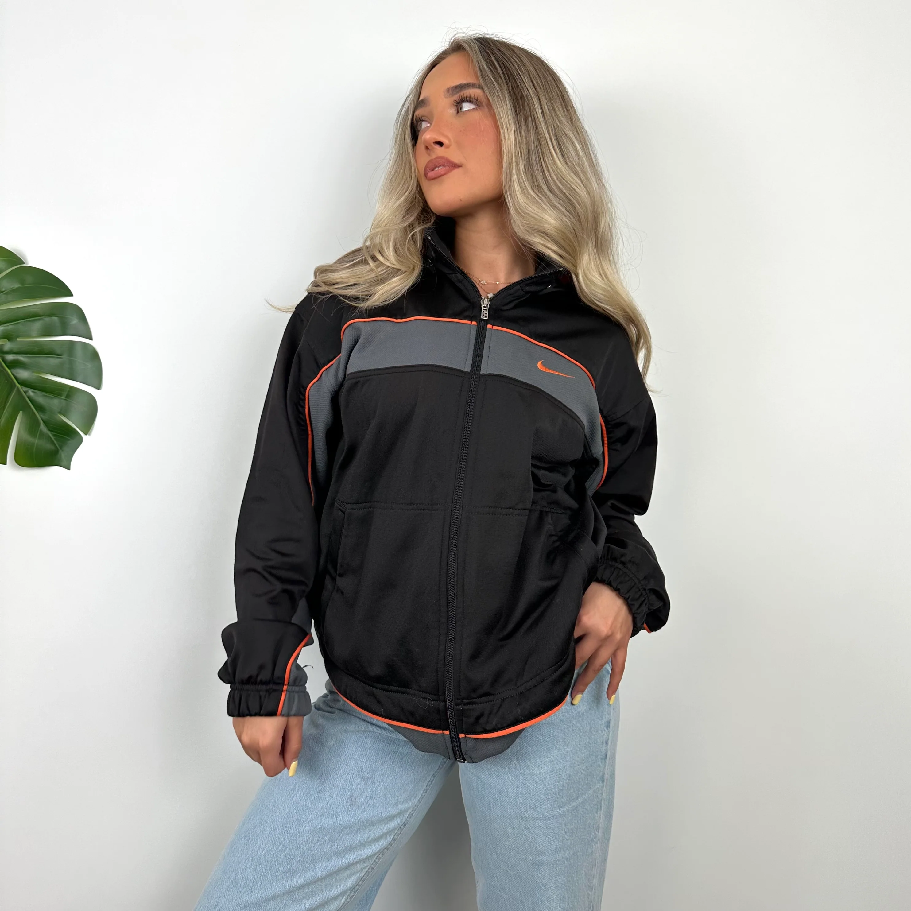 Nike Black and Grey Embroidered Swoosh Zip Up Hoodie Jacket (XL) - Image 6