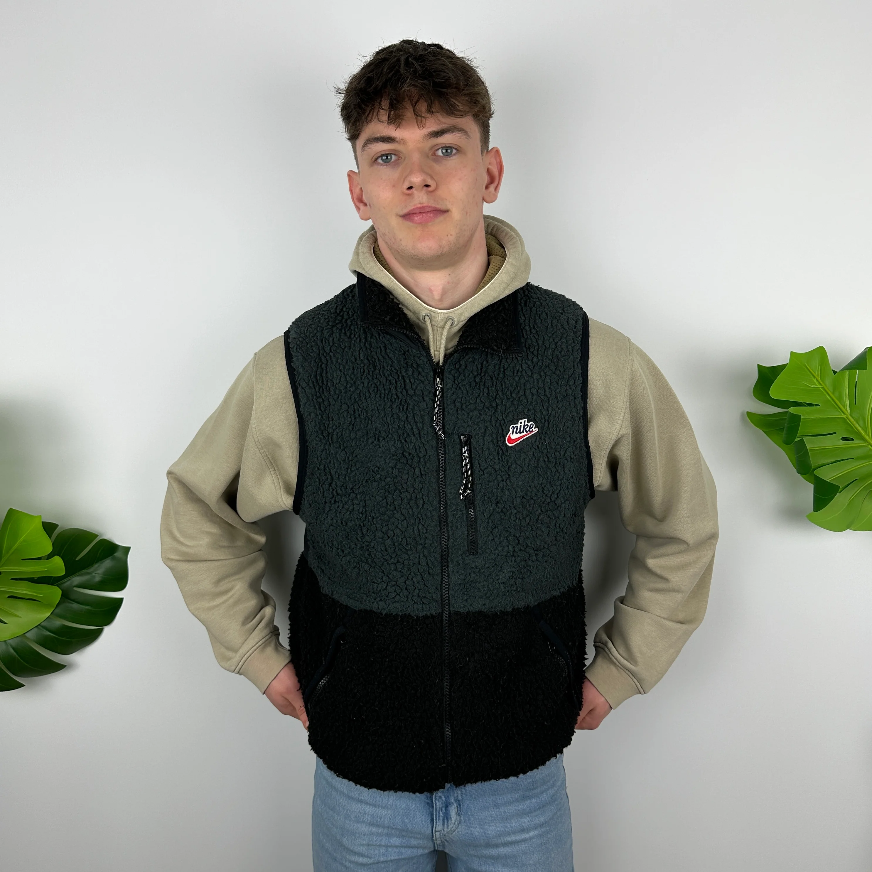Nike Black Embroidered Spell Out Fleece Gilet (M)