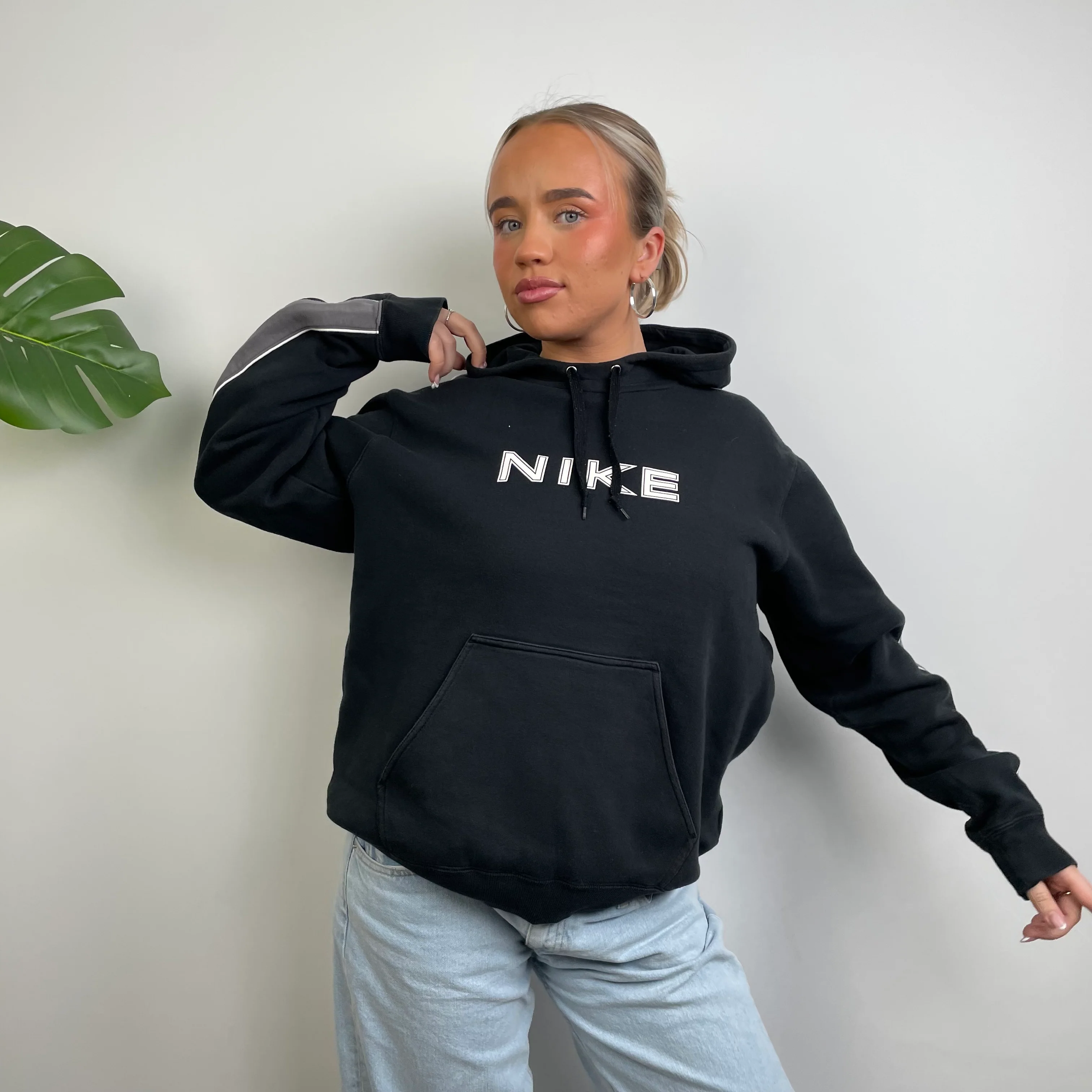 Nike Black Embroidered Spell Out Hoodie (M) - Image 4