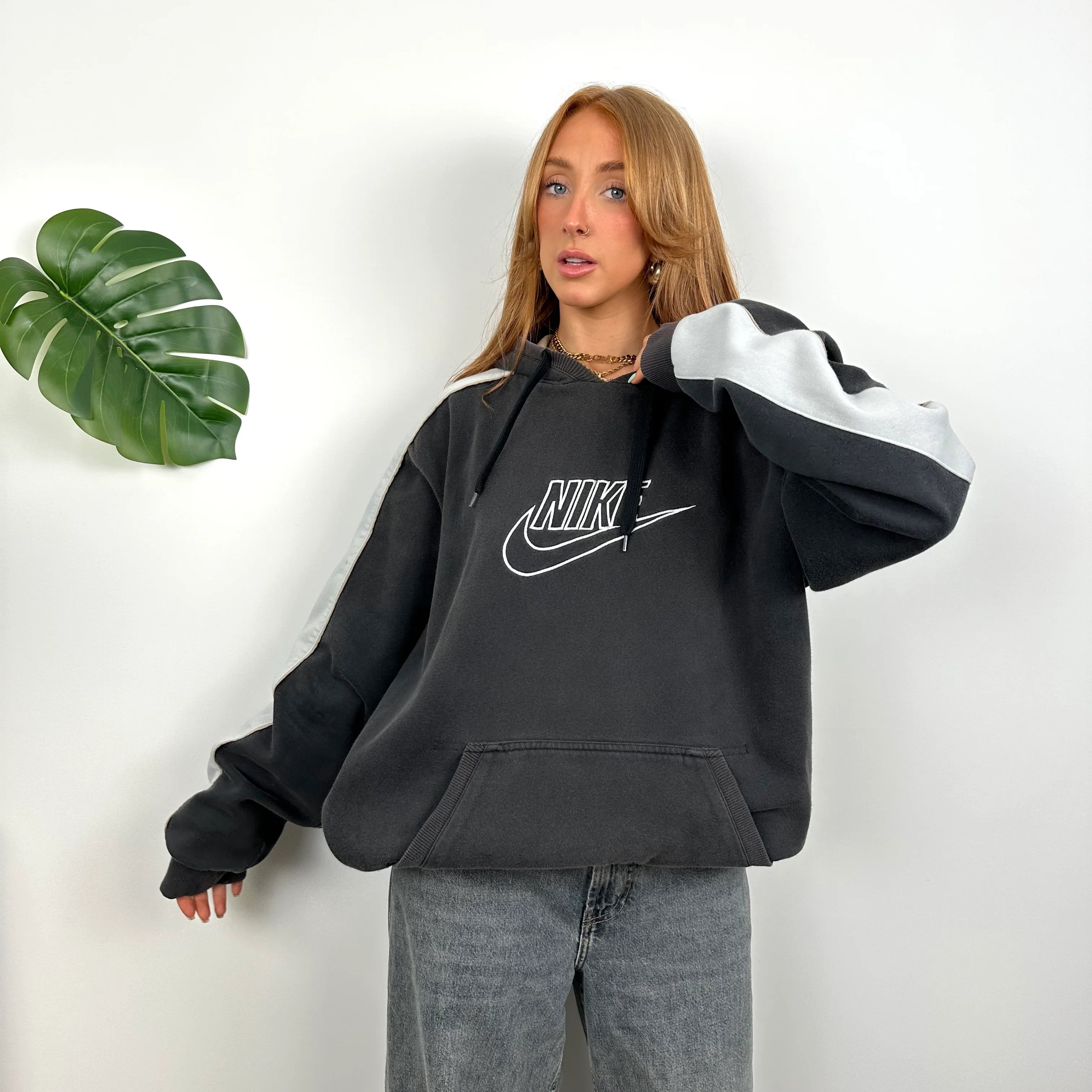 Nike Black Embroidered Spell Out Hoodie (XL) - Image 2