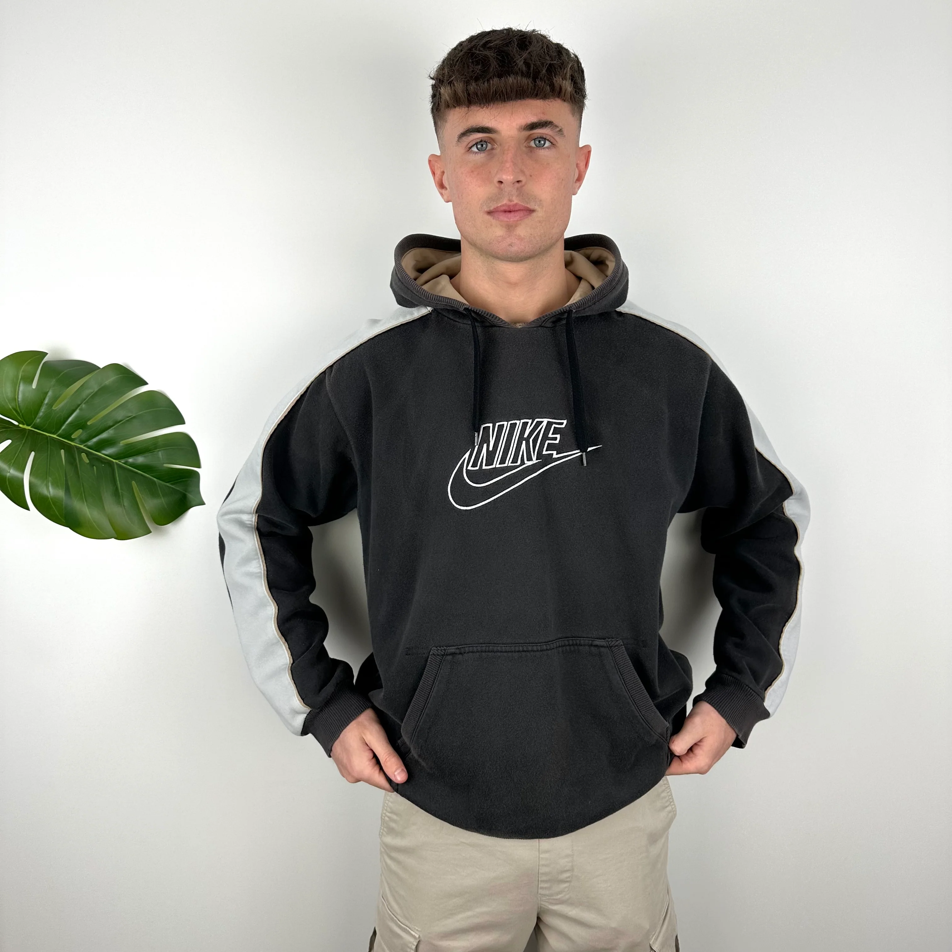 Nike Black Embroidered Spell Out Hoodie (XL) - Image 2