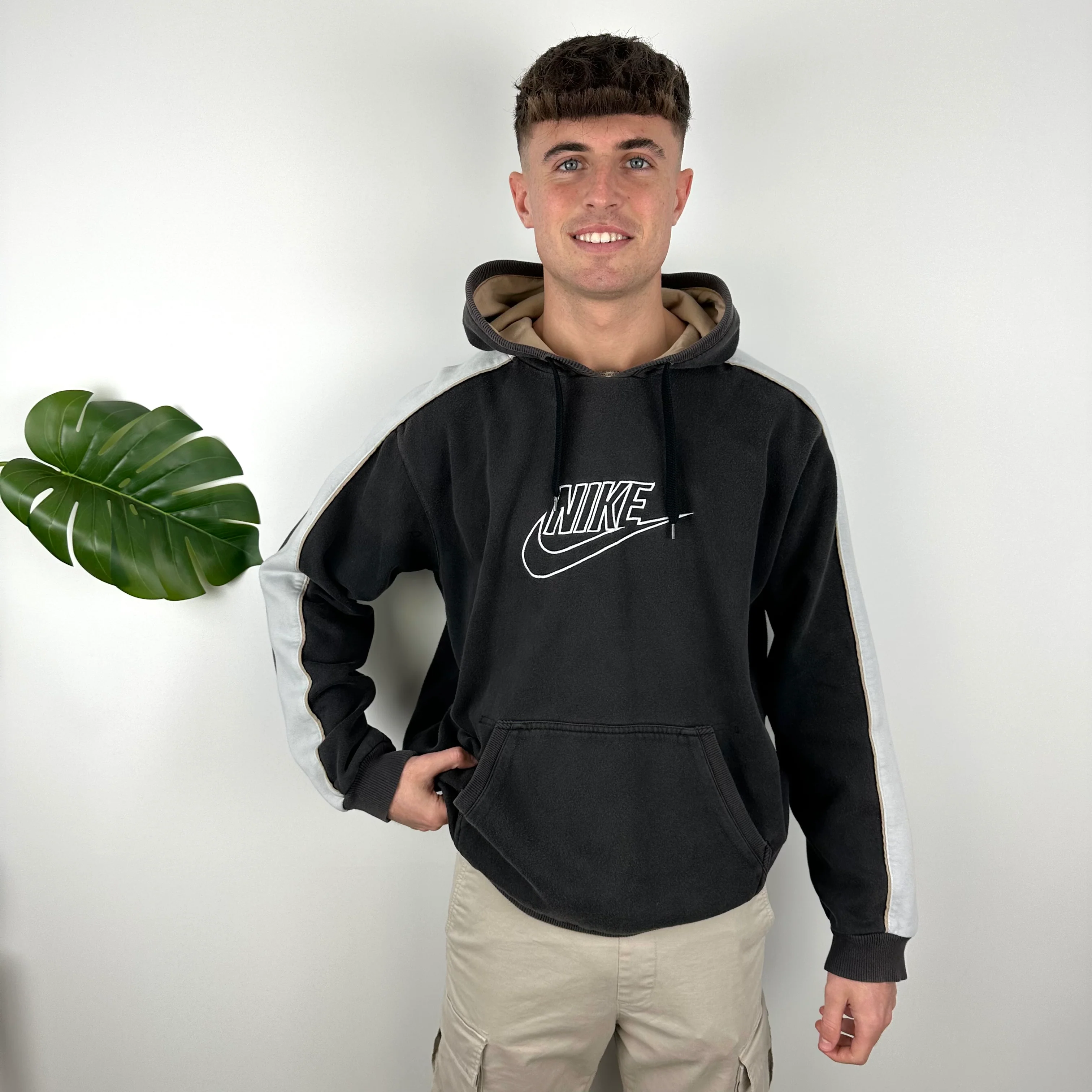 Nike Black Embroidered Spell Out Hoodie (XL) - Image 5