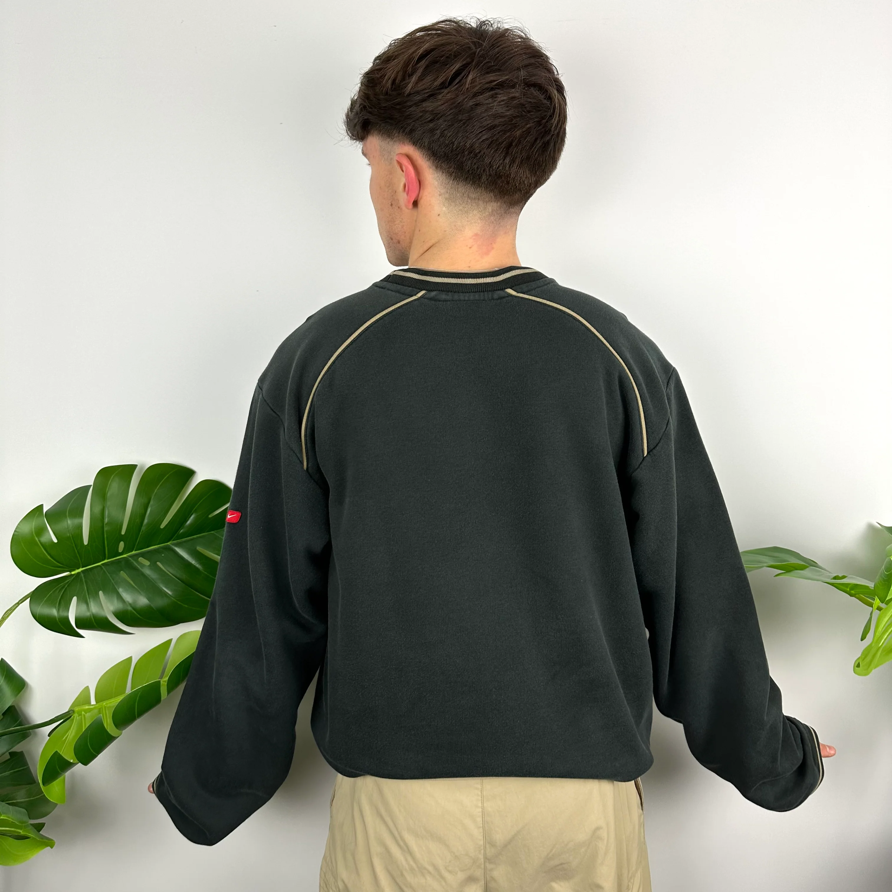 Nike Black Embroidered Spell Out Sweatshirt (L) - Image 4