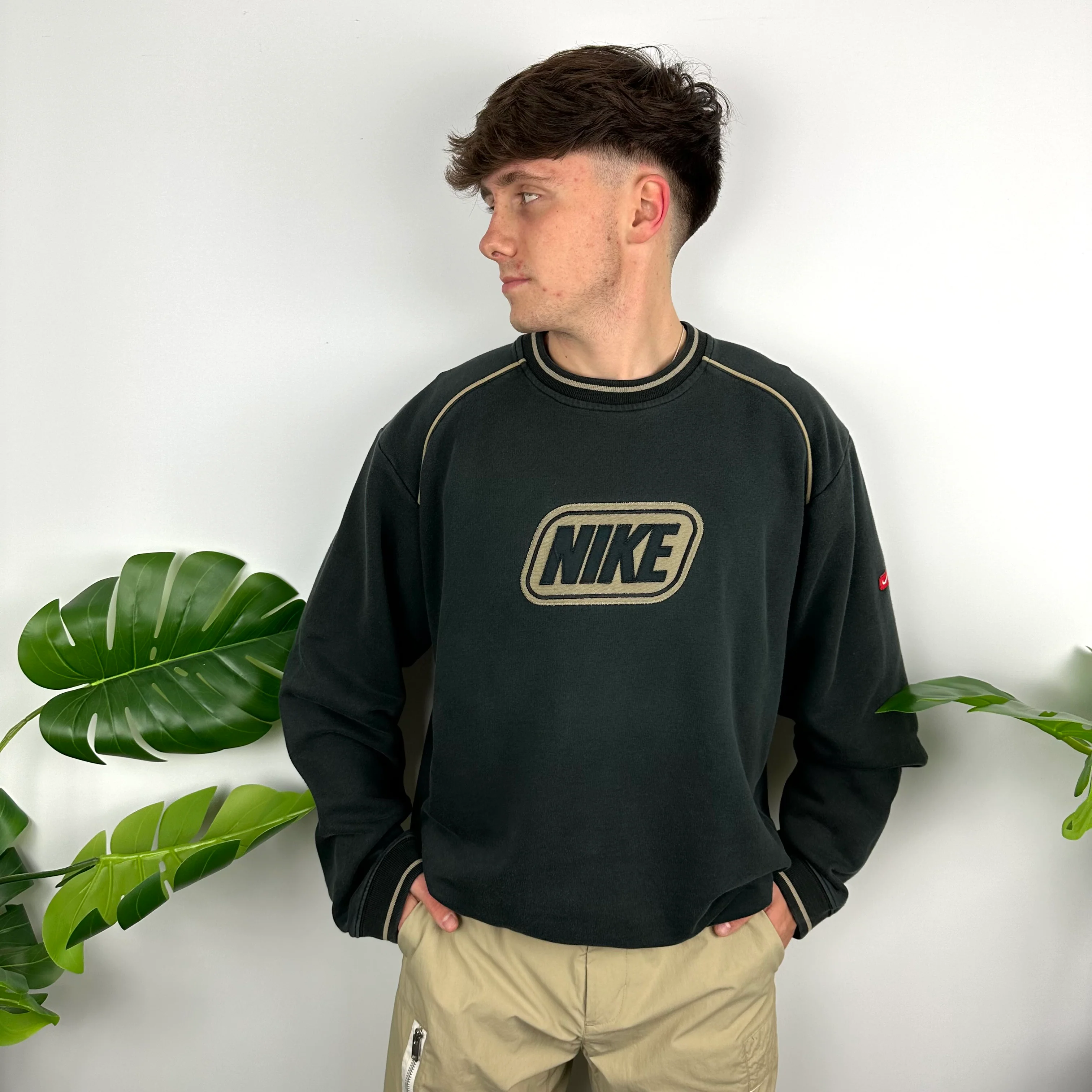 Nike Black Embroidered Spell Out Sweatshirt (L) - Image 5