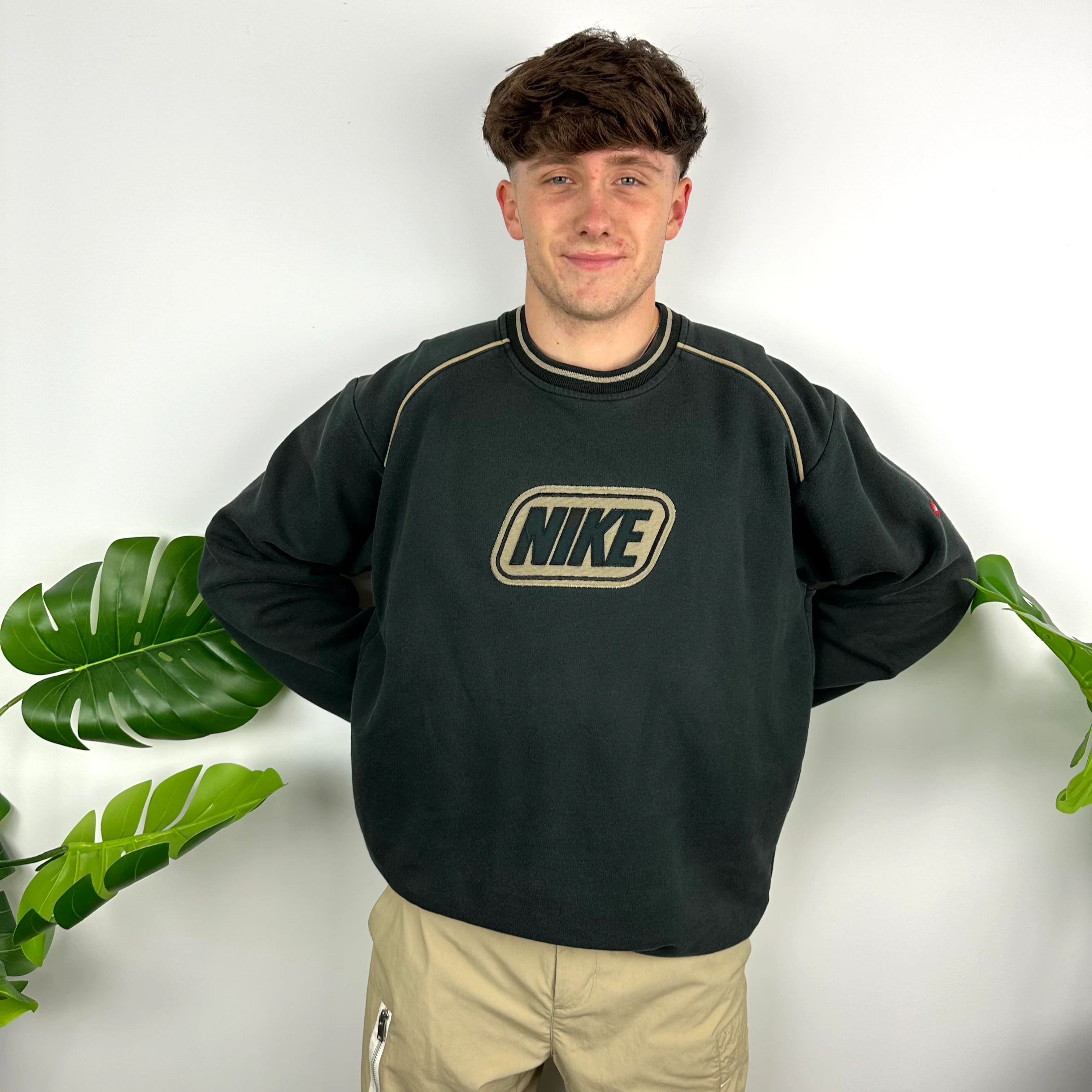 Nike Black Embroidered Spell Out Sweatshirt (L) - Image 7