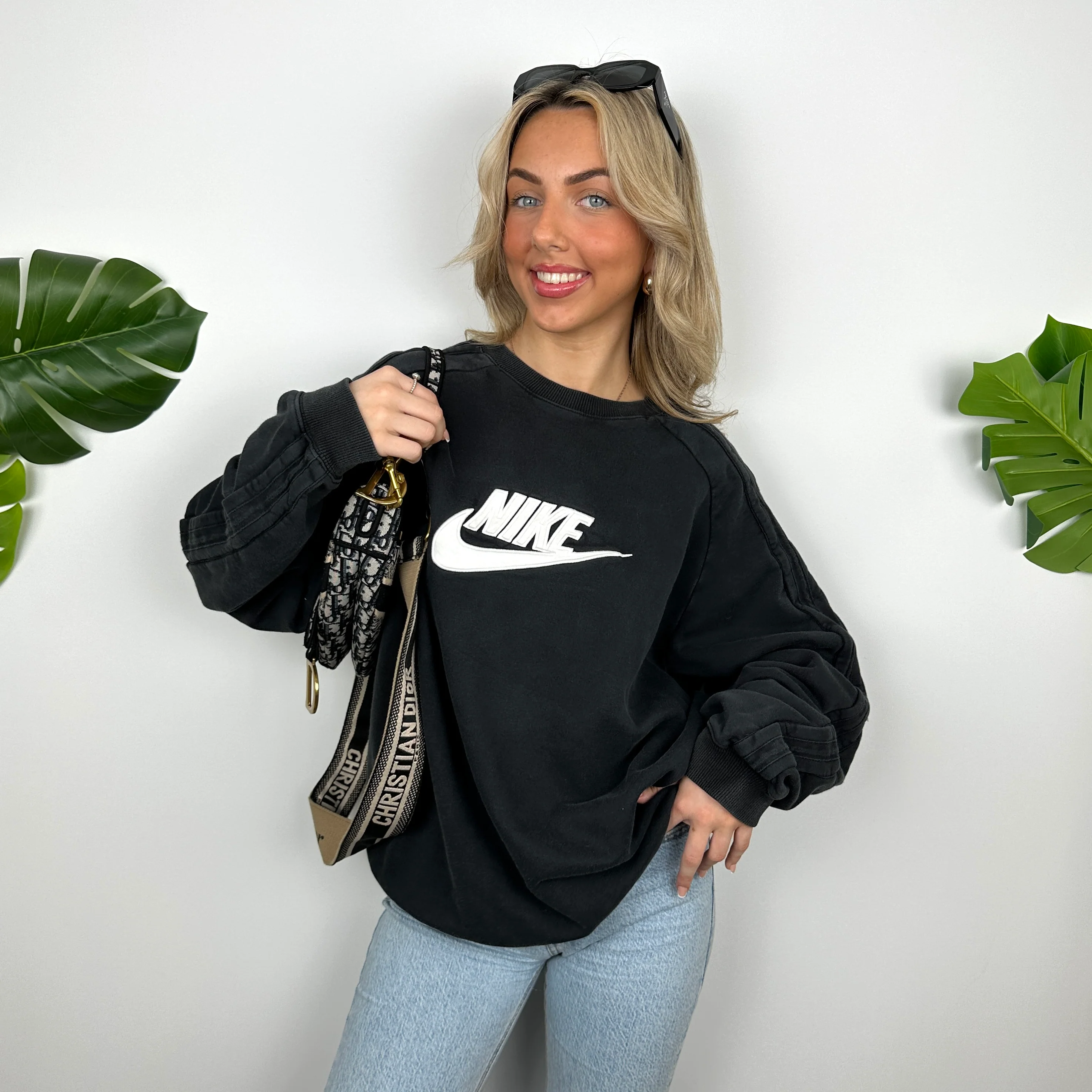 Nike Black Embroidered Spell Out Sweatshirt (XL) - Image 5