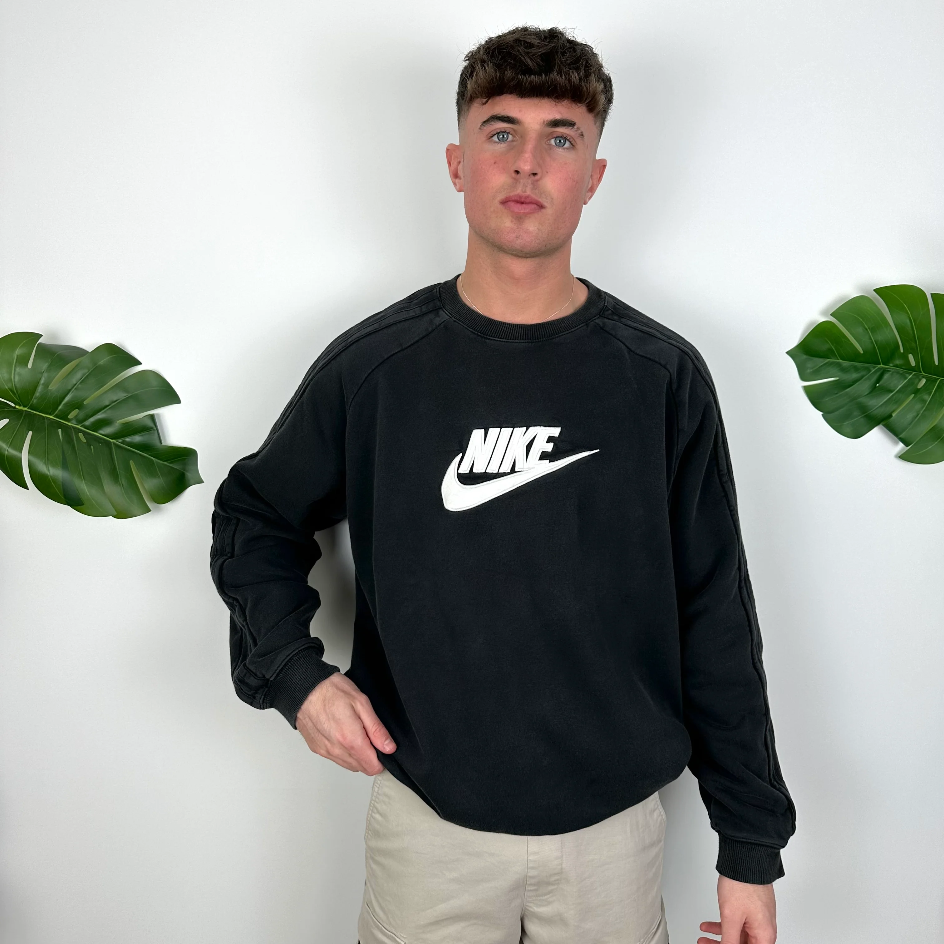 Nike Black Embroidered Spell Out Sweatshirt (XL) - Image 4