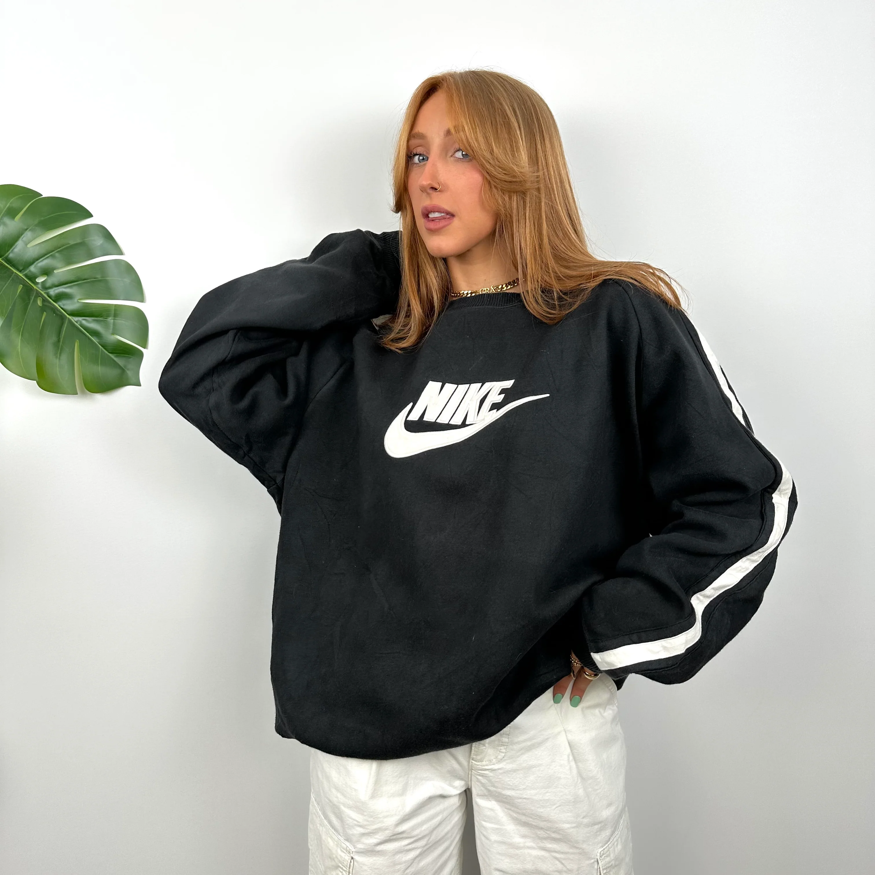 Nike Black Embroidered Spell Out Sweatshirt (L) - Image 3