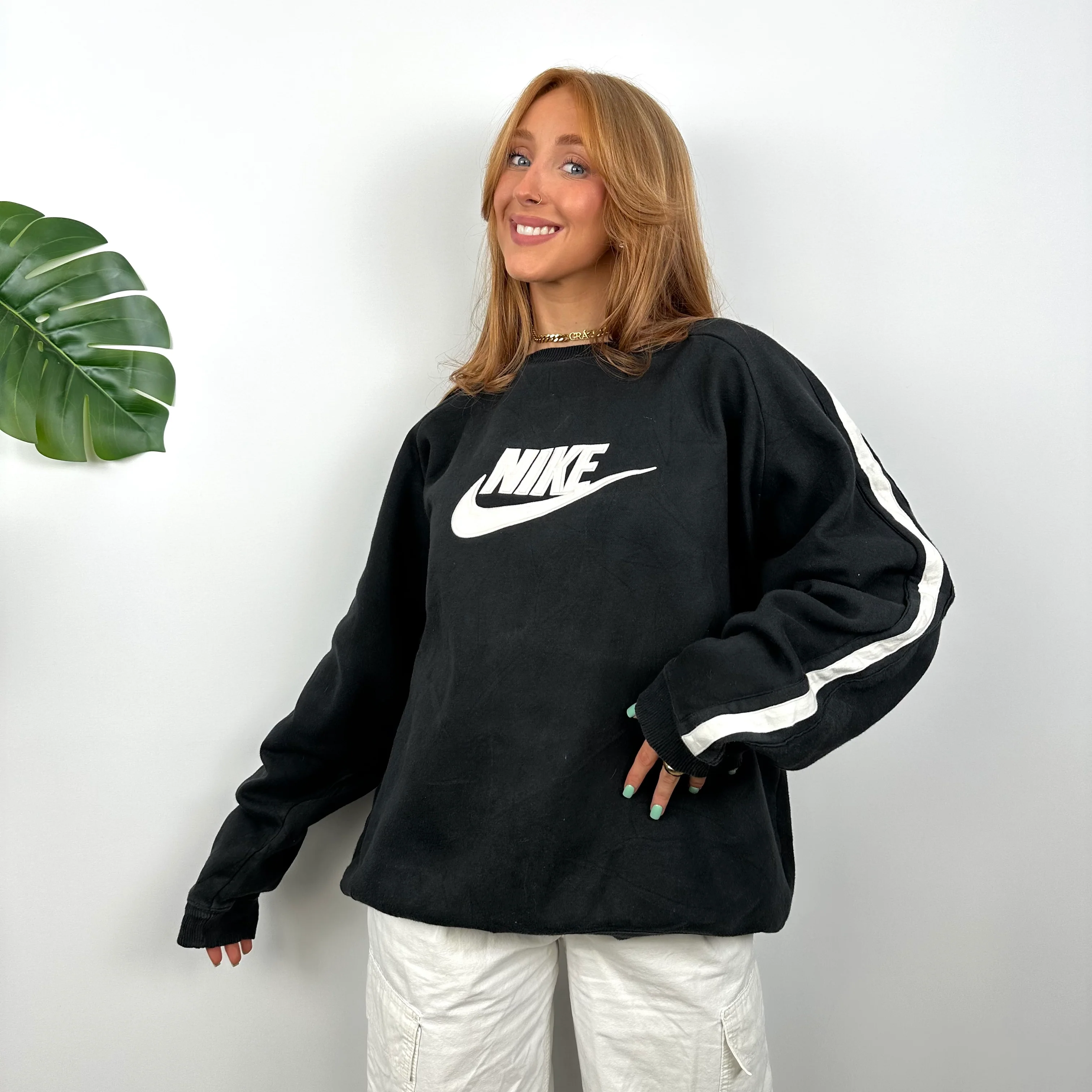 Nike Black Embroidered Spell Out Sweatshirt (L) - Image 5