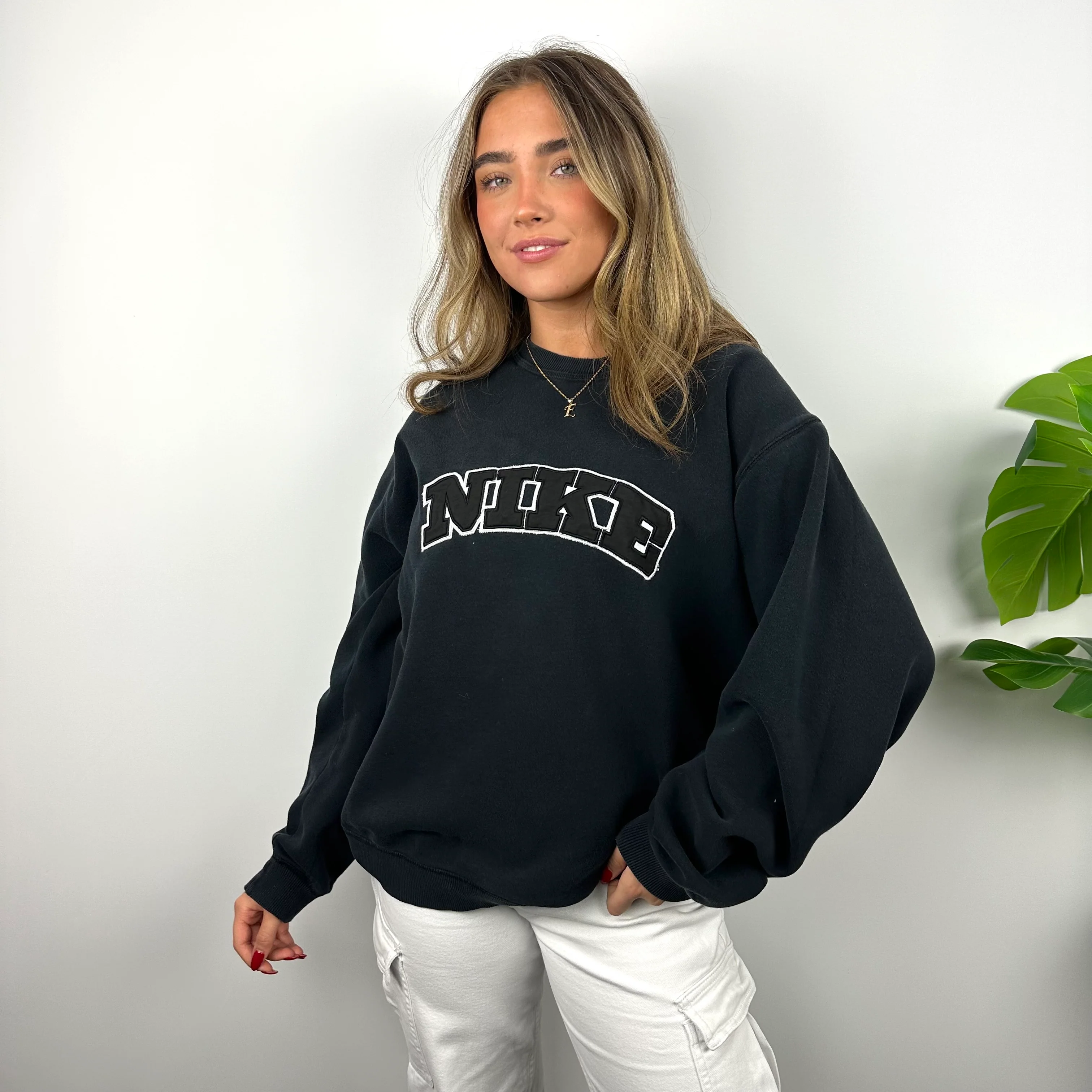 Nike Black Embroidered Spell Out Sweatshirt (L) - Image 5
