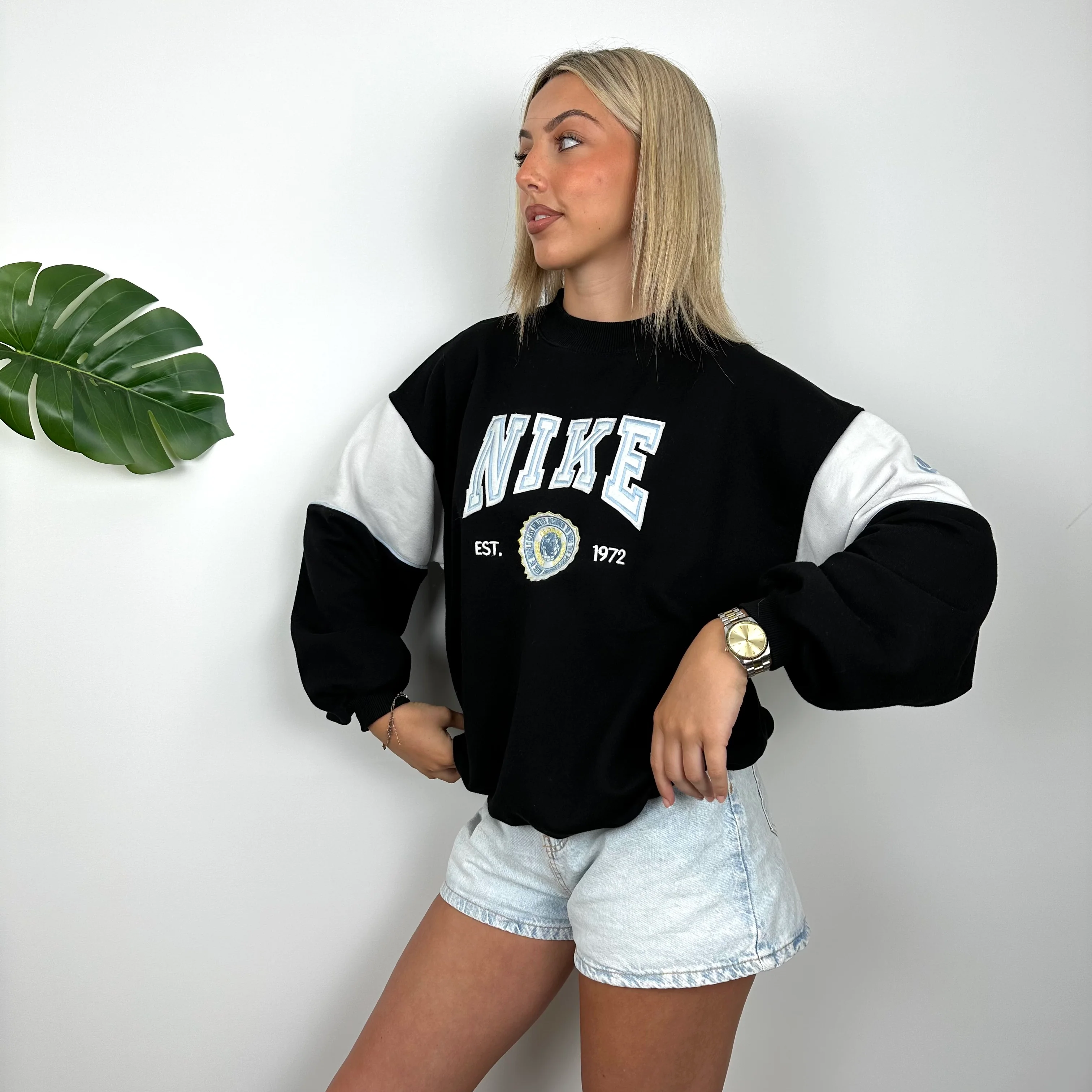 Nike Black Embroidered Spell Out Sweatshirt (M) - Image 5