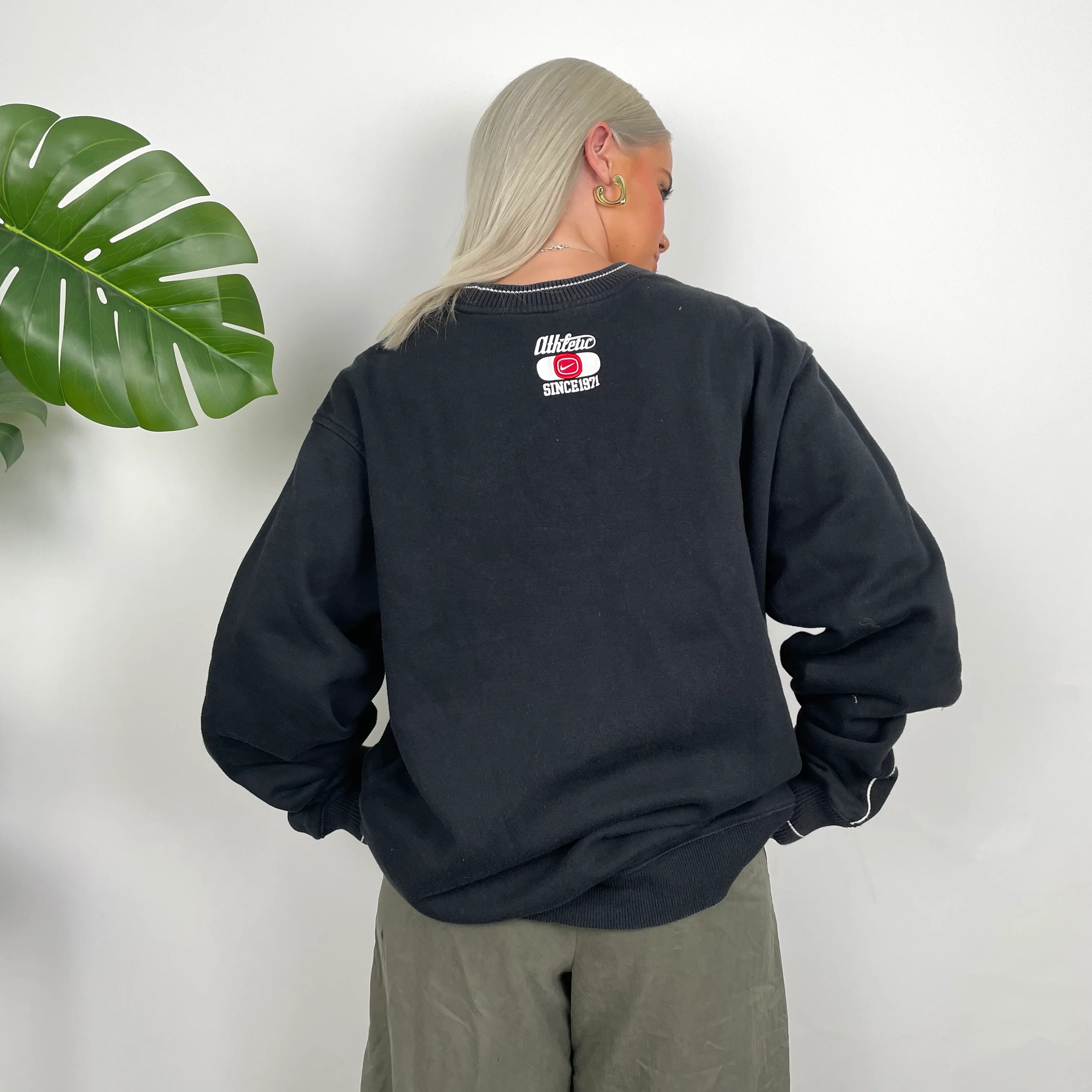 Nike Black Embroidered Spell Out Sweatshirt (L) - Image 4