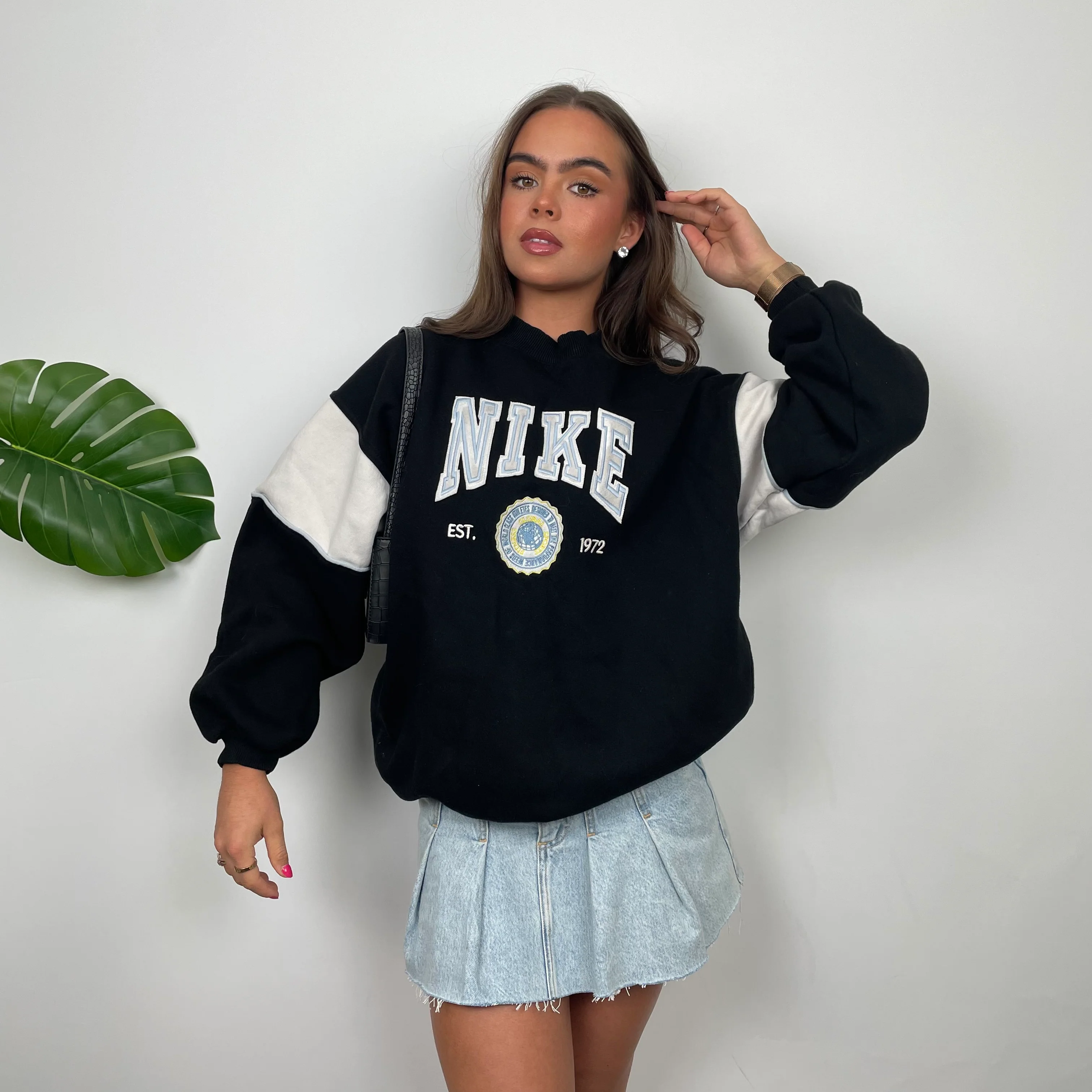 Nike Black Embroidered Spell Out Sweatshirt (S) - Image 4