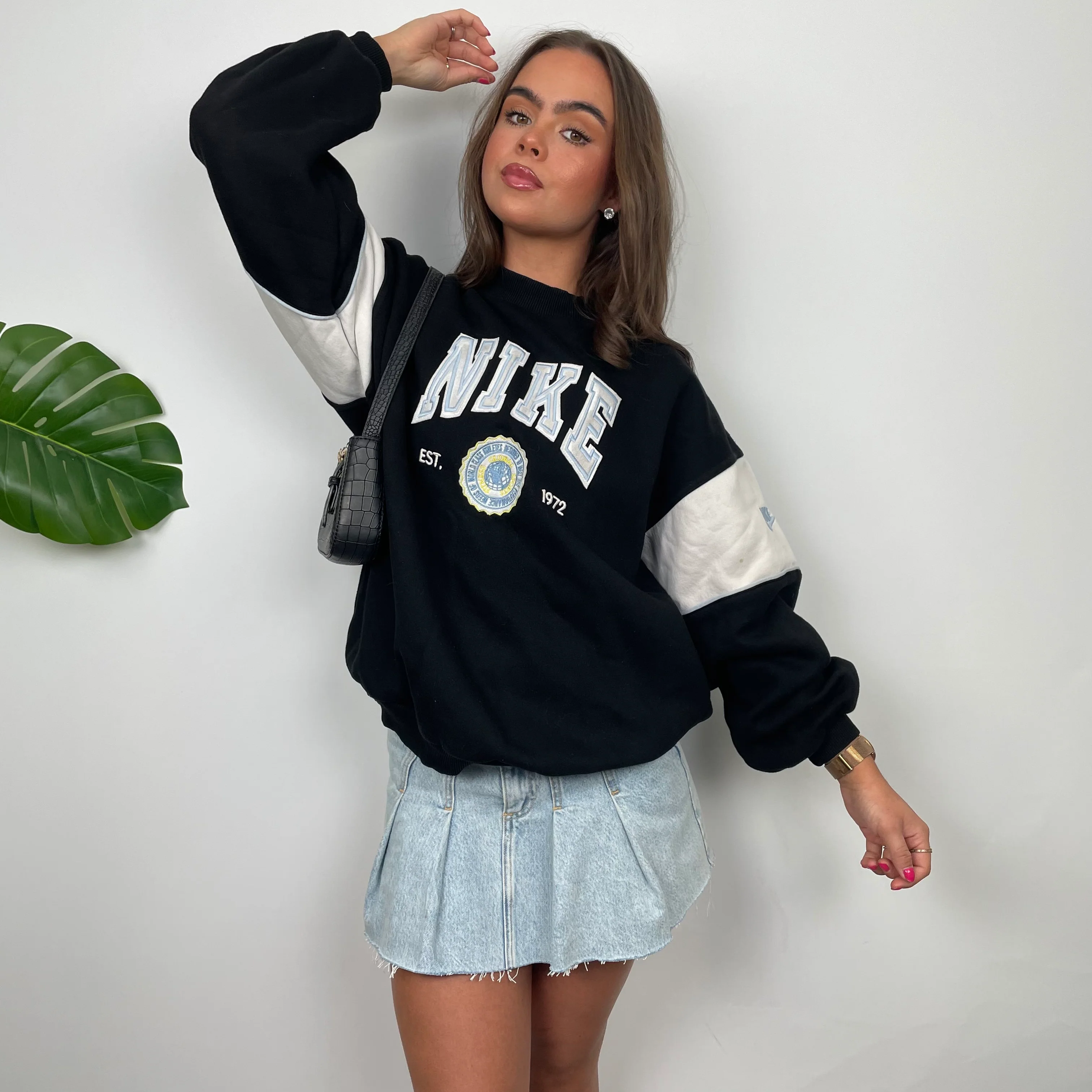 Nike Black Embroidered Spell Out Sweatshirt (S) - Image 5