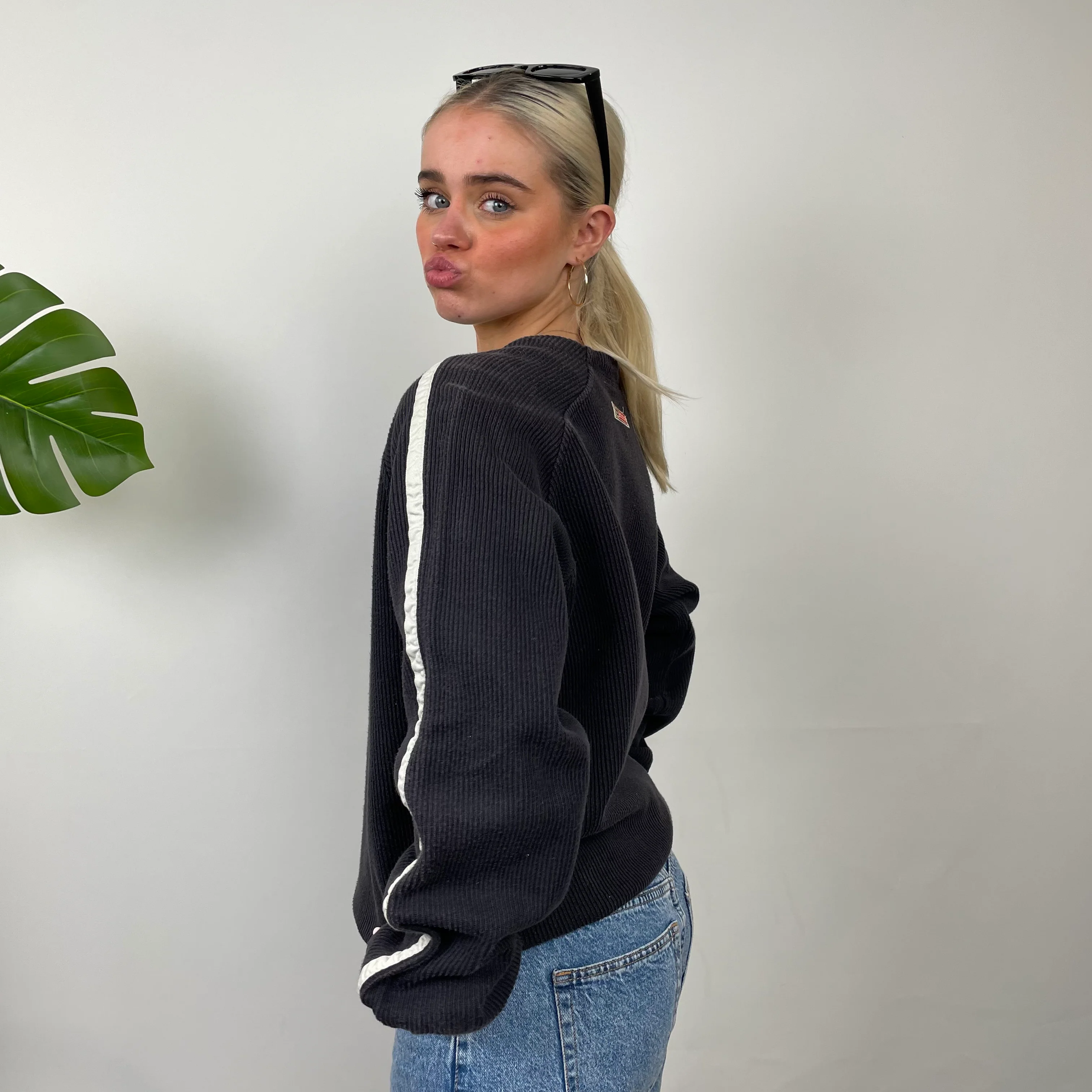 Nike Black Embroidered Spell Out Sweatshirt (M) - Image 6