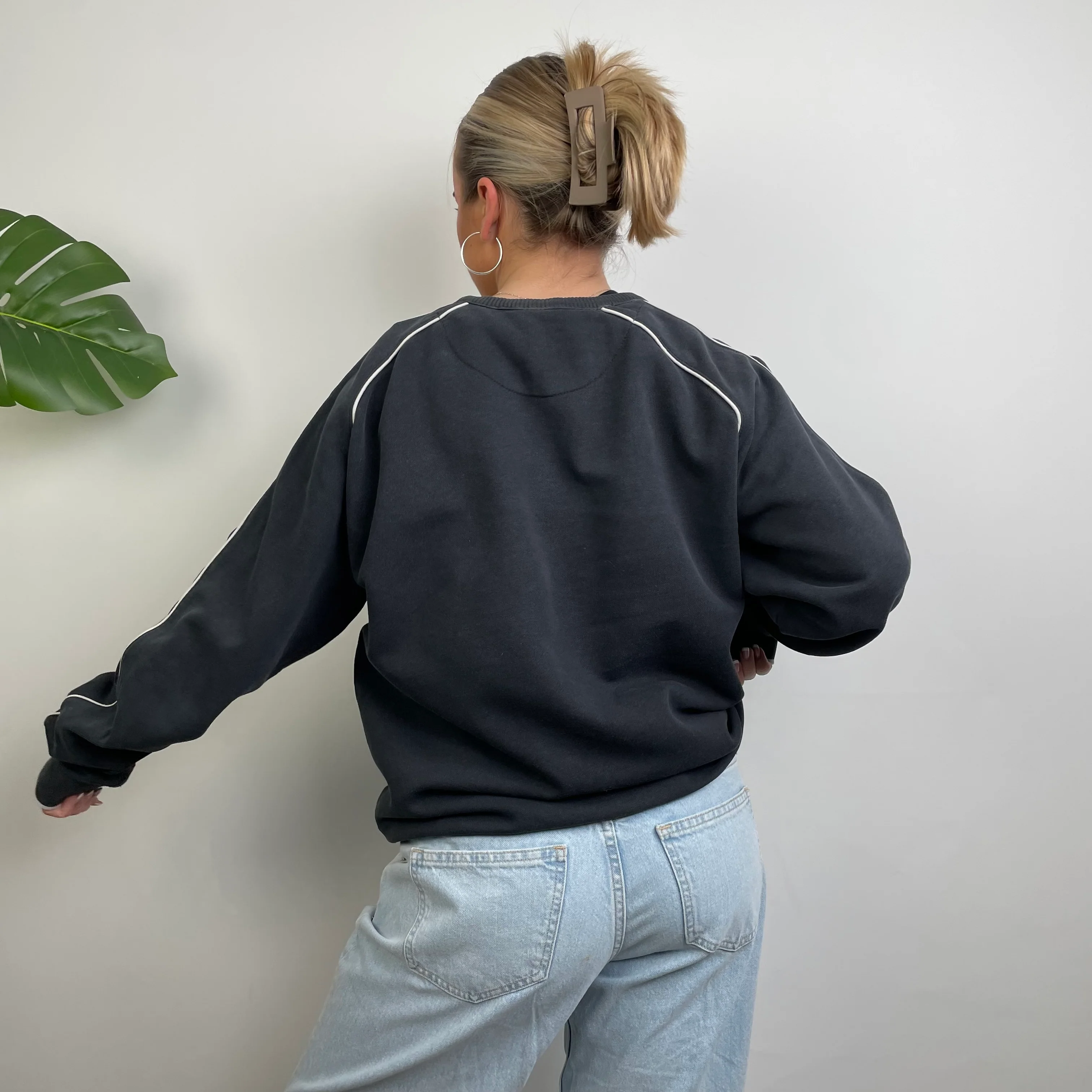 Nike Black Navy Embroidered Spell Out Sweatshirt (M) - Image 7