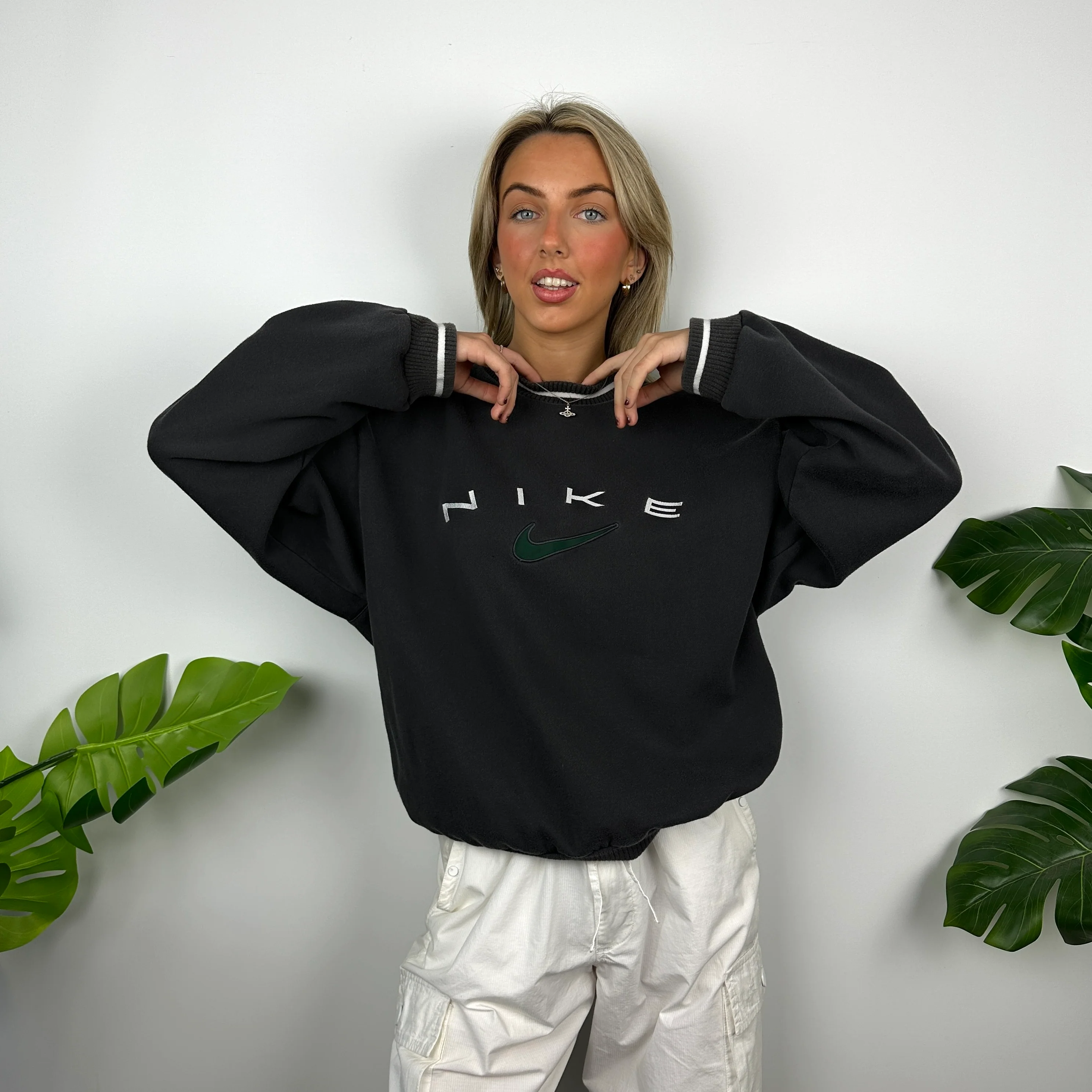 Nike Black Embroidered Spell Out Sweatshirt (M) - Image 8