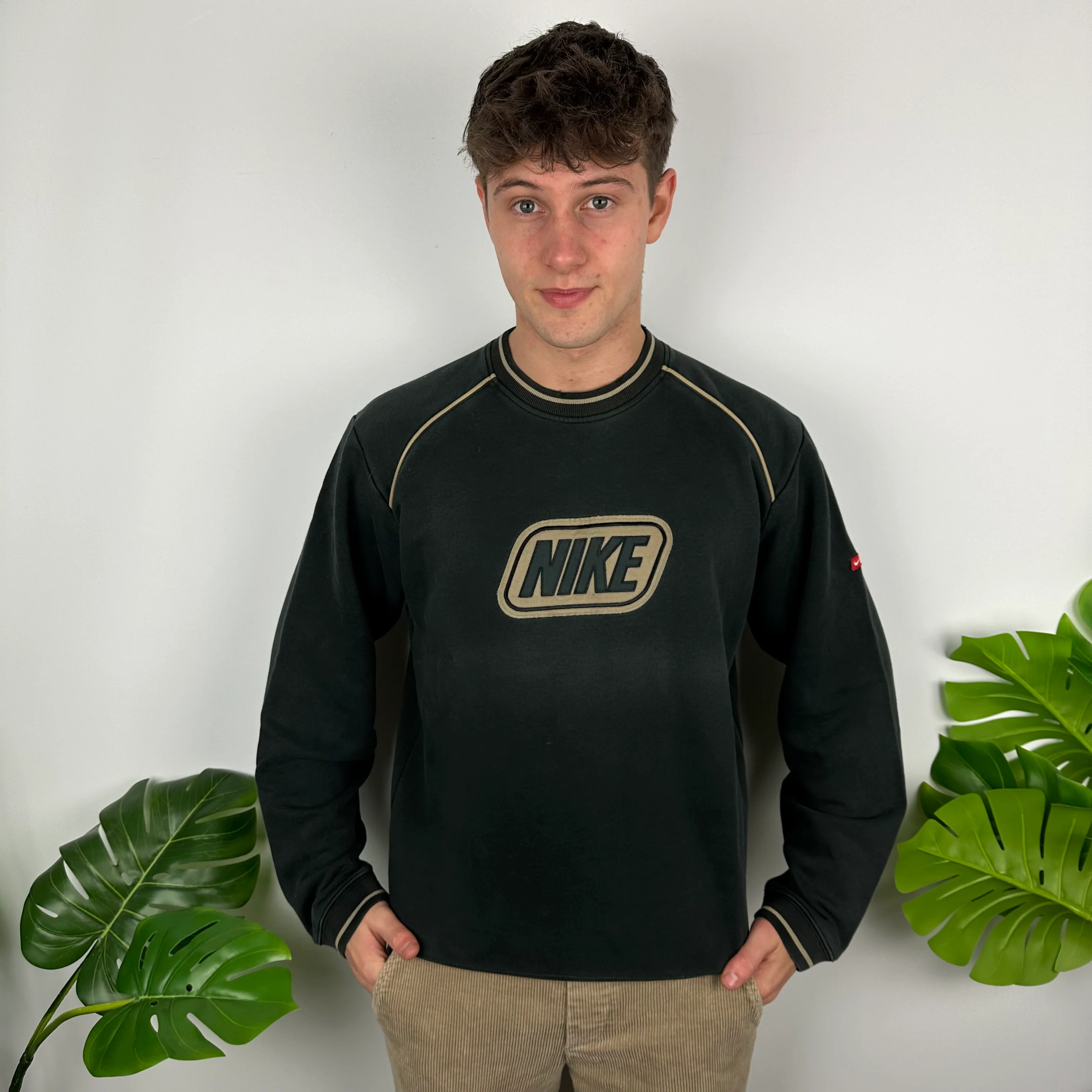 Nike Black Embroidered Spell Out Sweatshirt (M) - Image 9