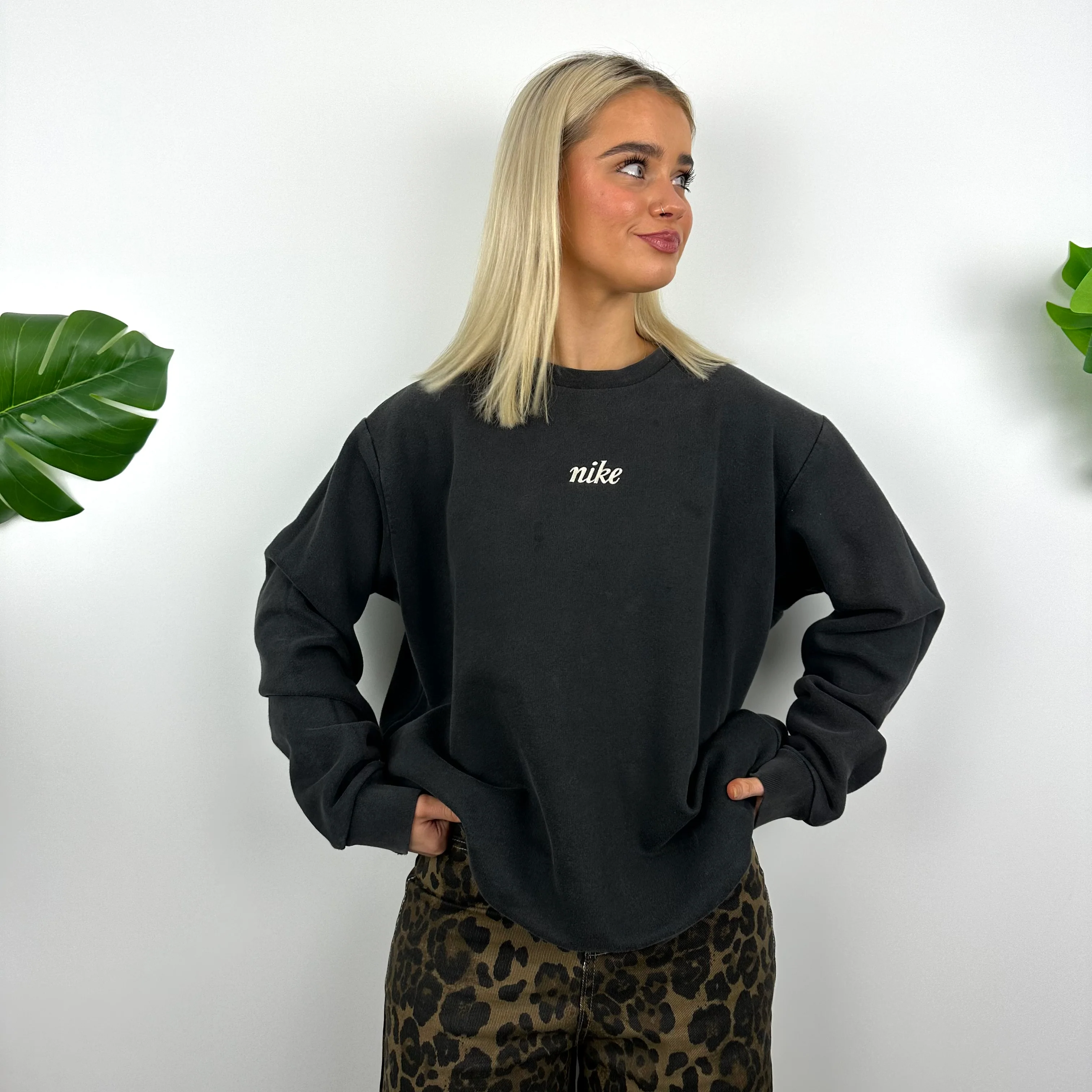 Nike Black Embroidered Spell Out Sweatshirt (L) - Image 3
