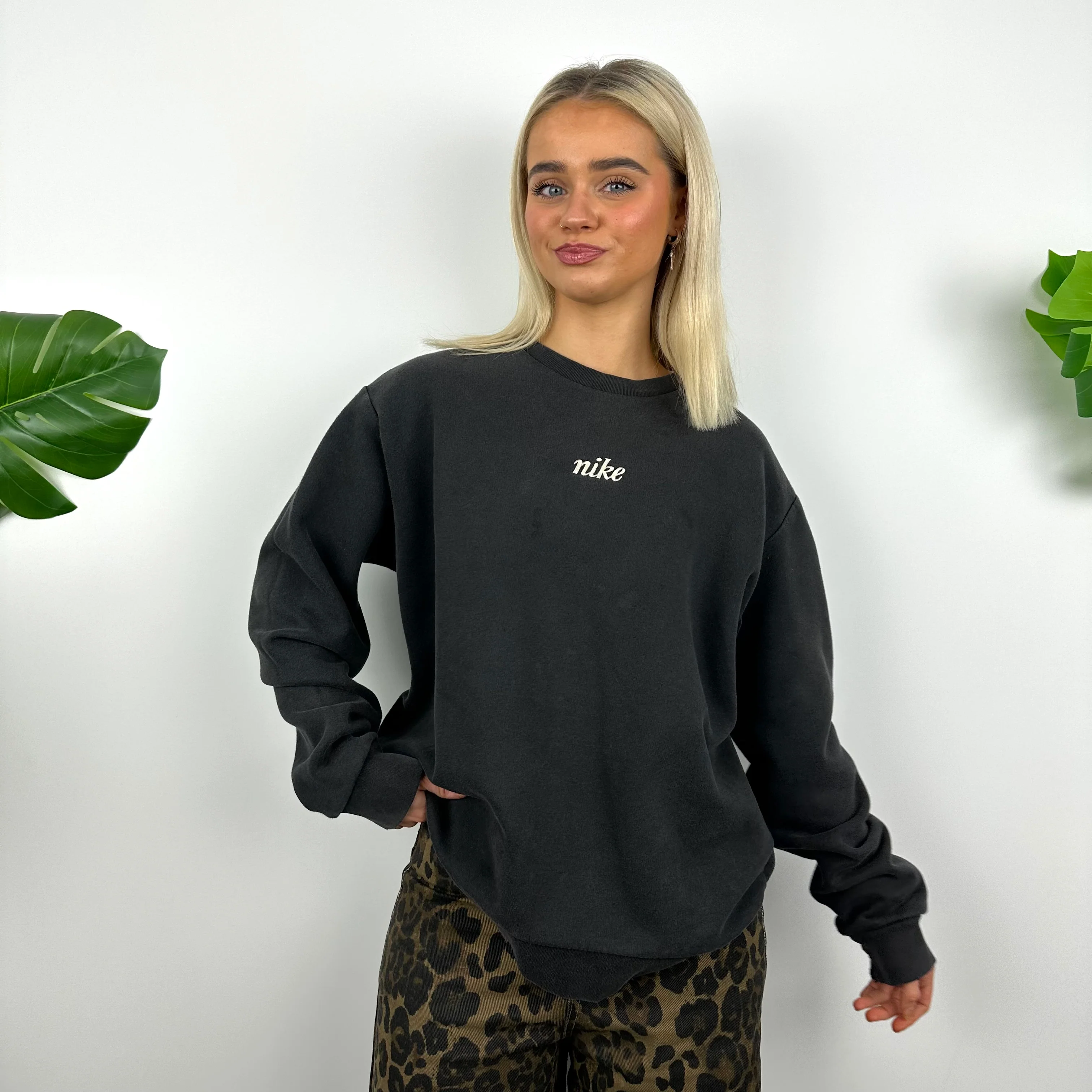 Nike Black Embroidered Spell Out Sweatshirt (L) - Image 6