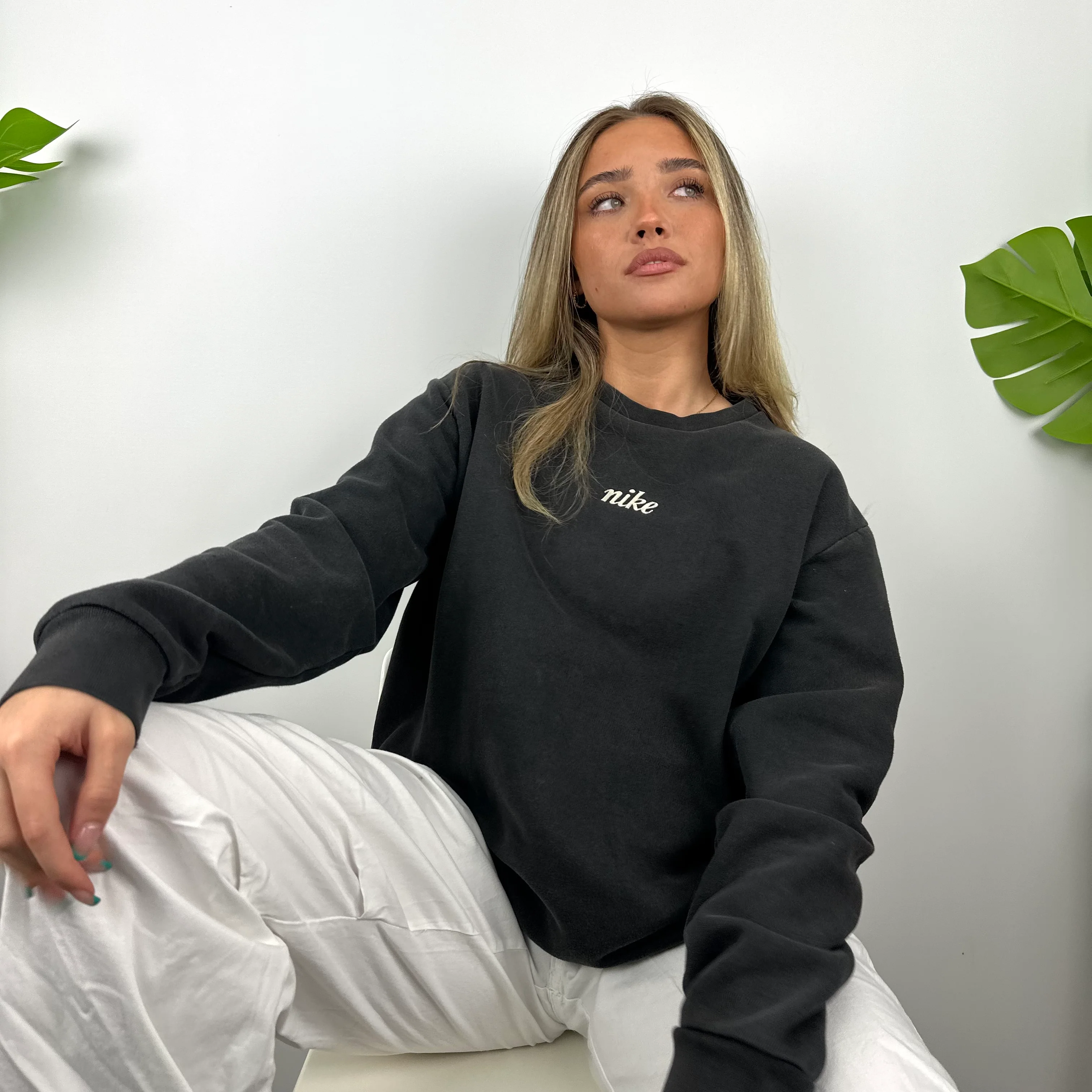 Nike Black Embroidered Spell Out Sweatshirt (L) - Image 4