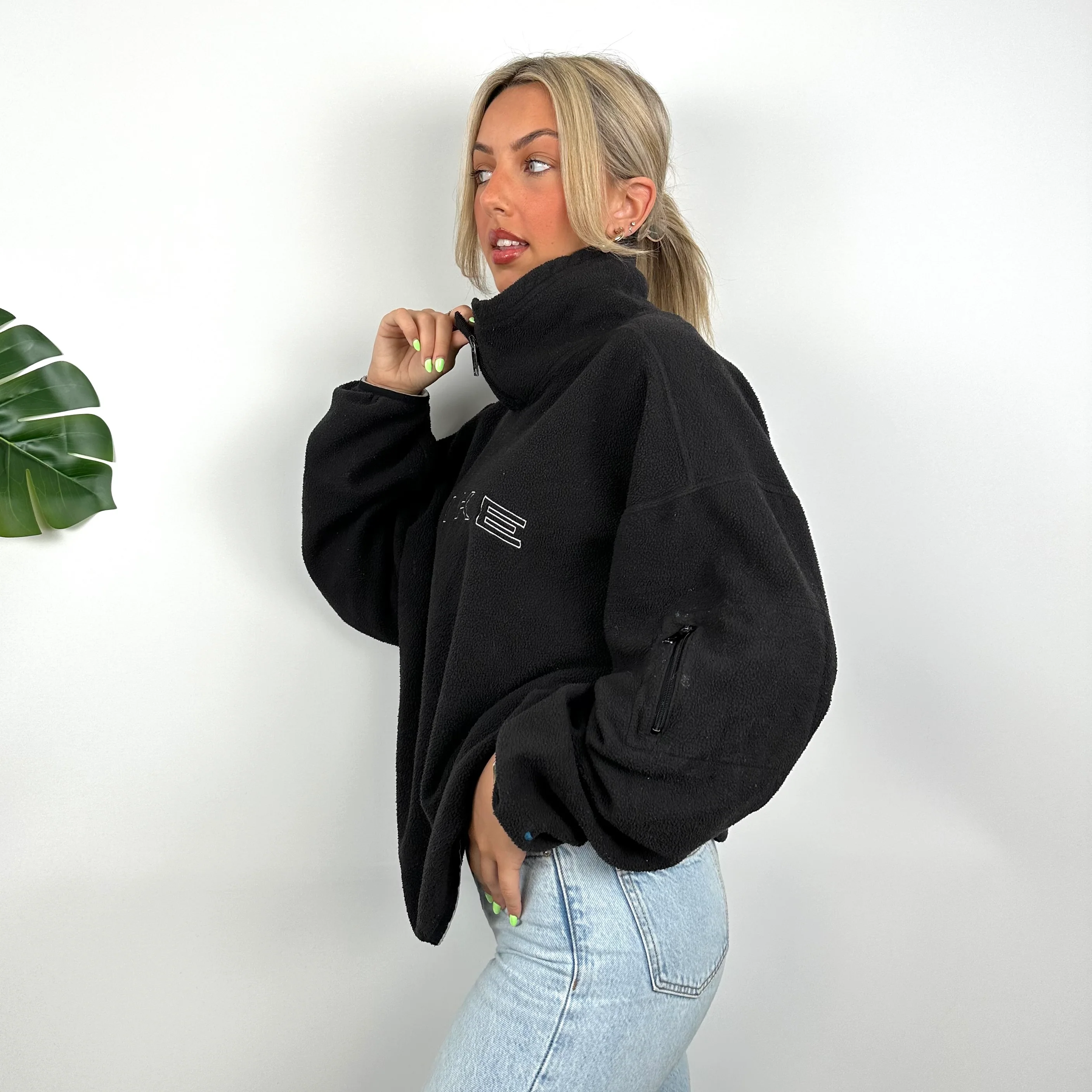 Nike Black Embroidered Spell Out Teddy Bear Fleece Quarter Zip Sweatshirt (L) - Image 6