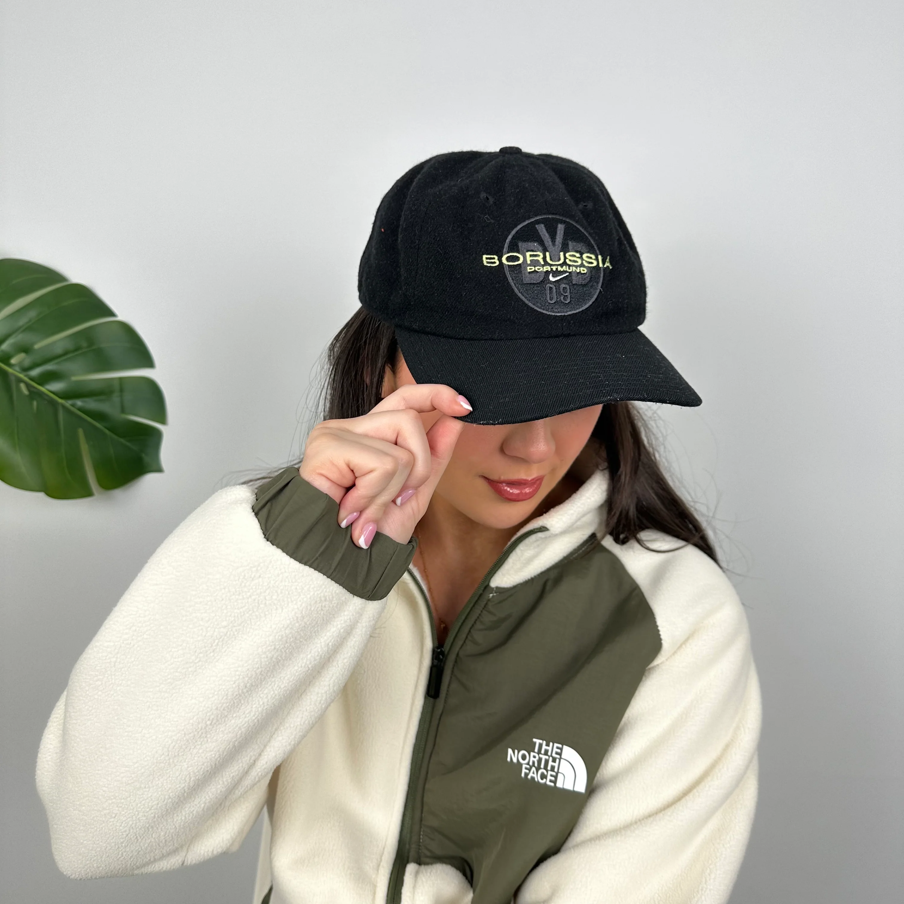 Nike Black Embroidered Swoosh Cap - Image 4
